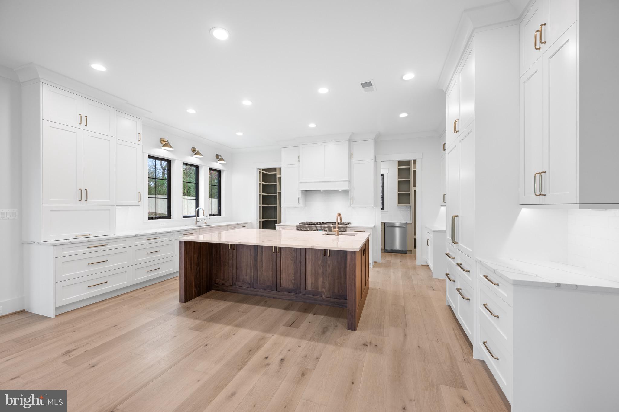 FRANKLIN PARK - Residential