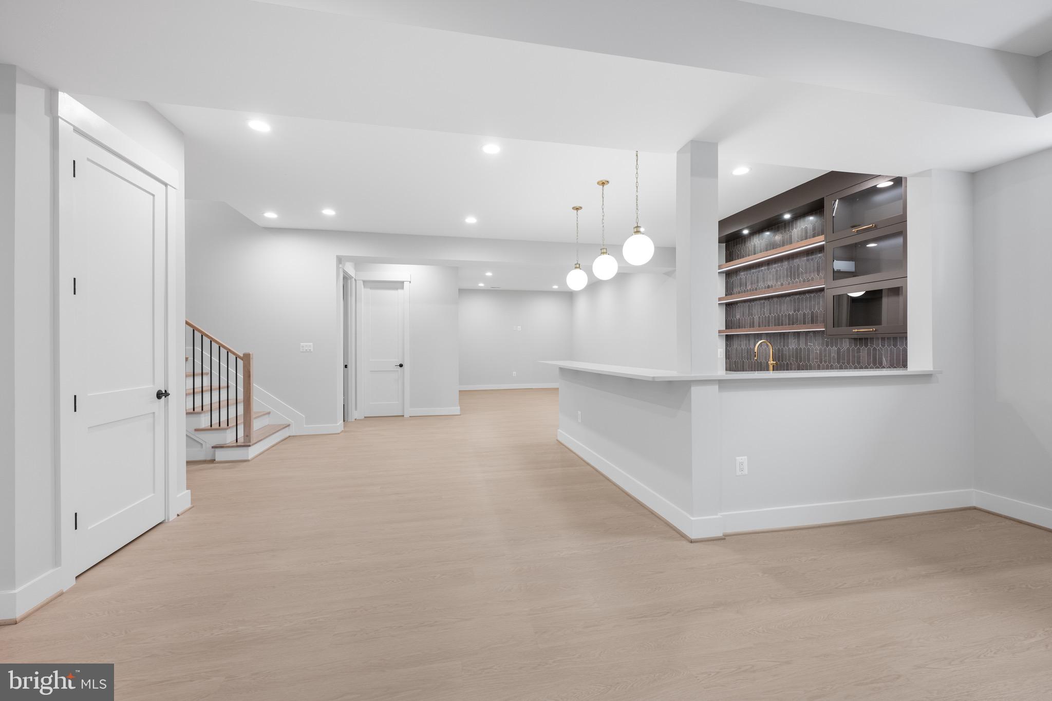 FRANKLIN PARK - Residential