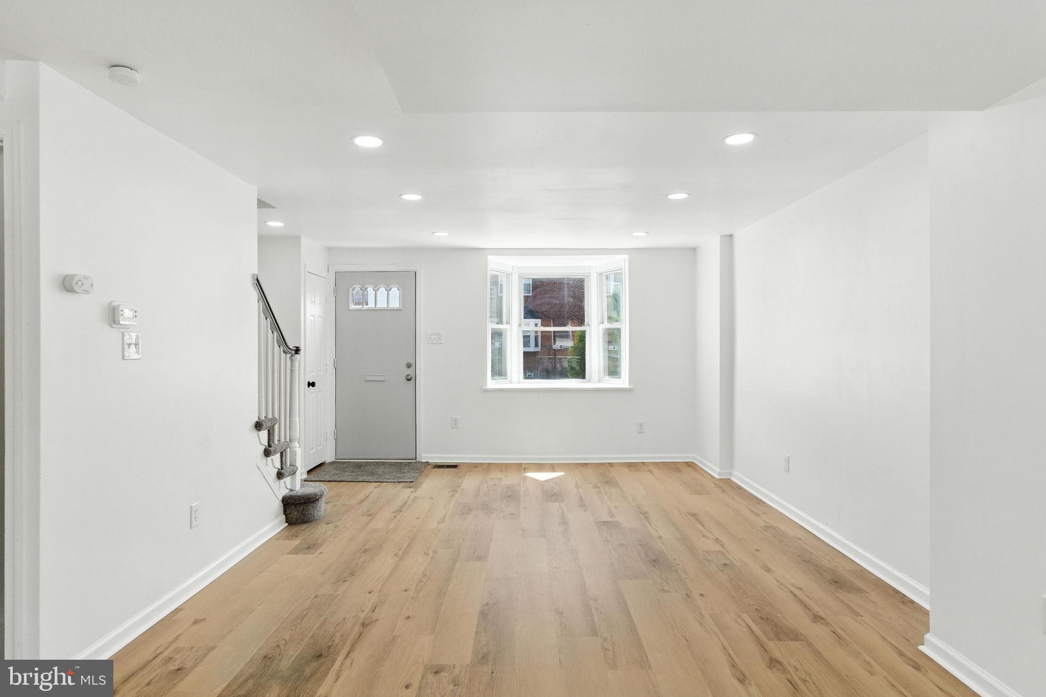 WEST OAK LANE - Residential