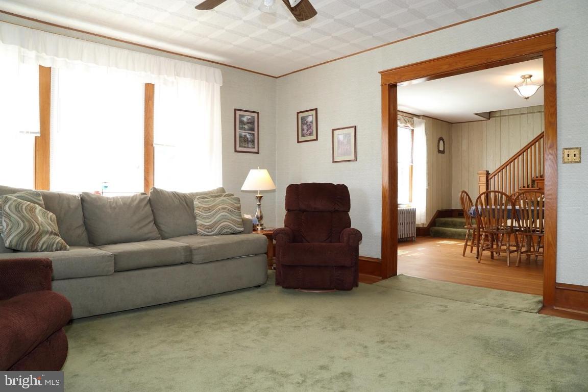 ADAMSTOWN BOROUGH - Residential