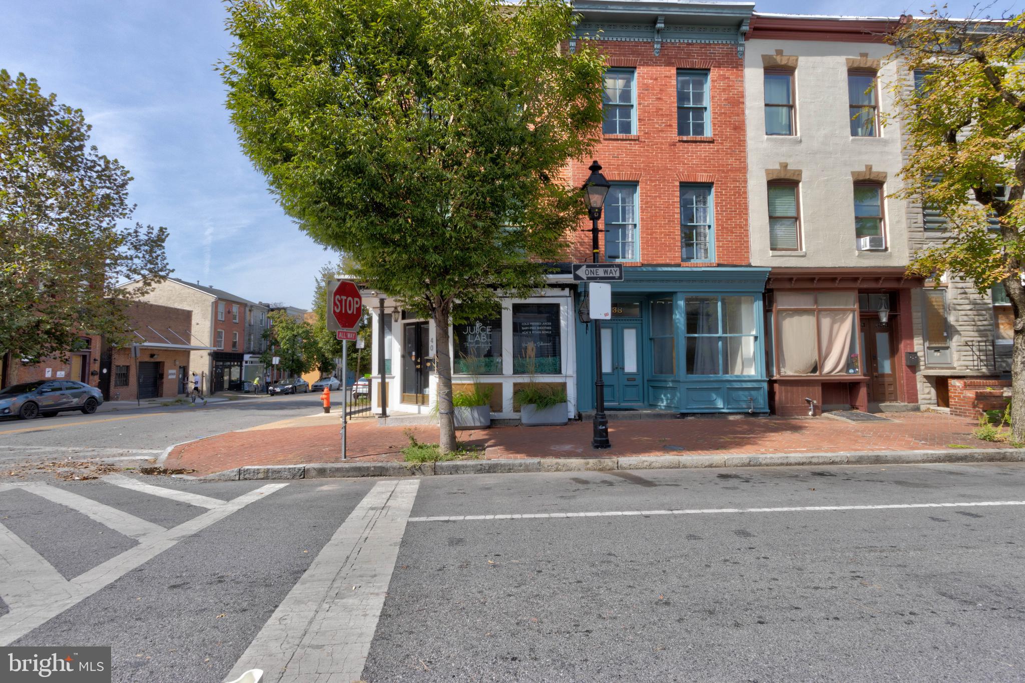 HOLLINS MARKET - Residential