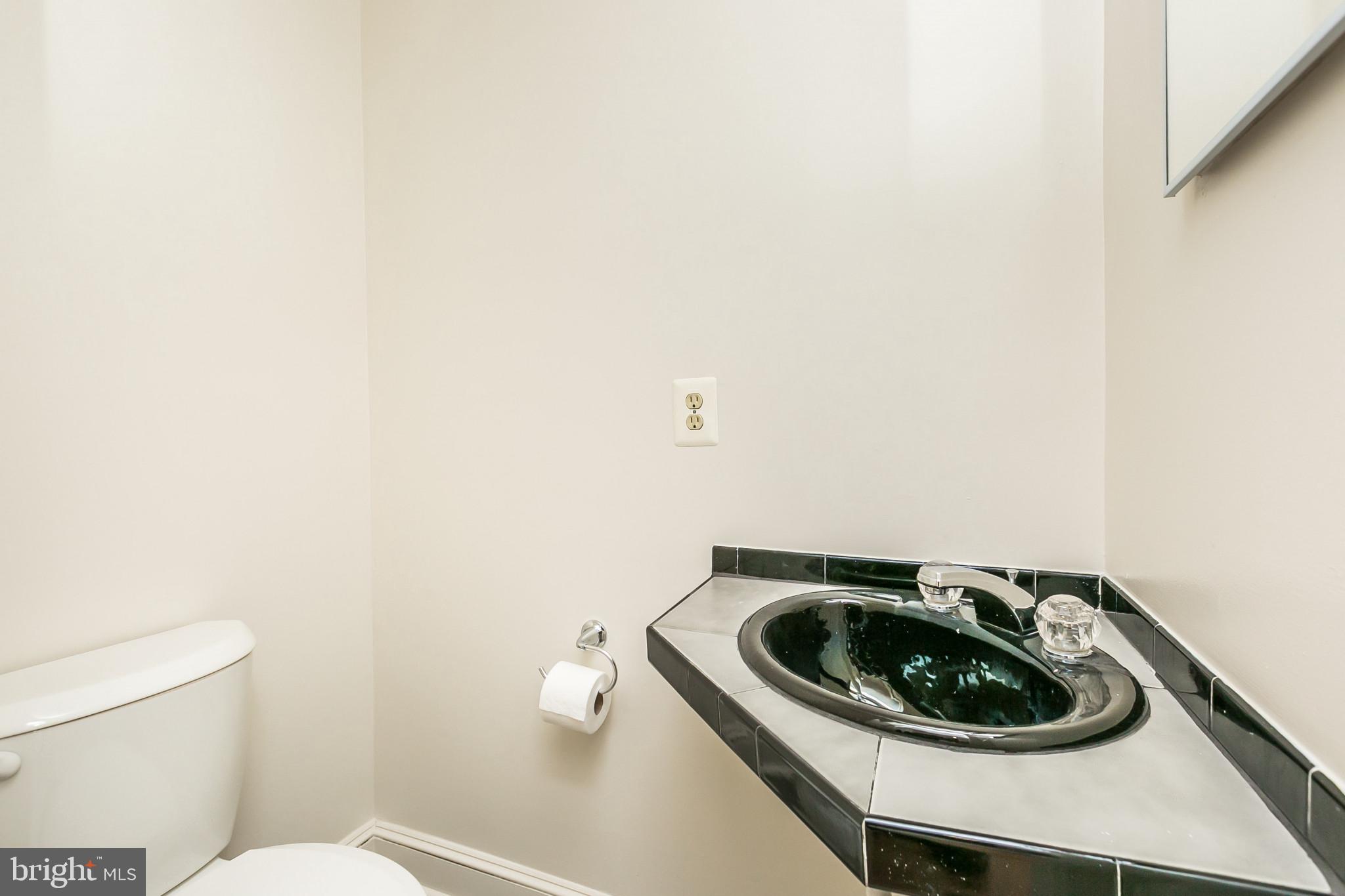 HOLLINS MARKET - Residential