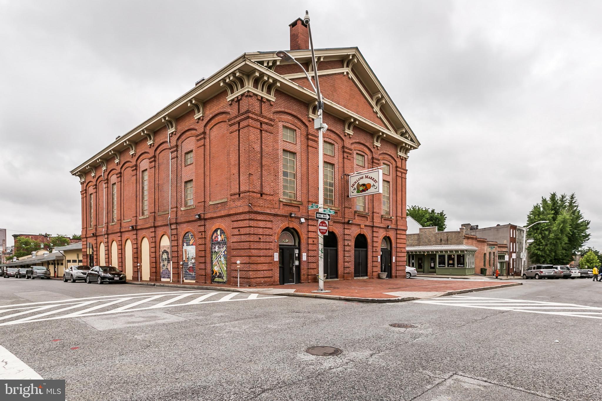 HOLLINS MARKET - Residential