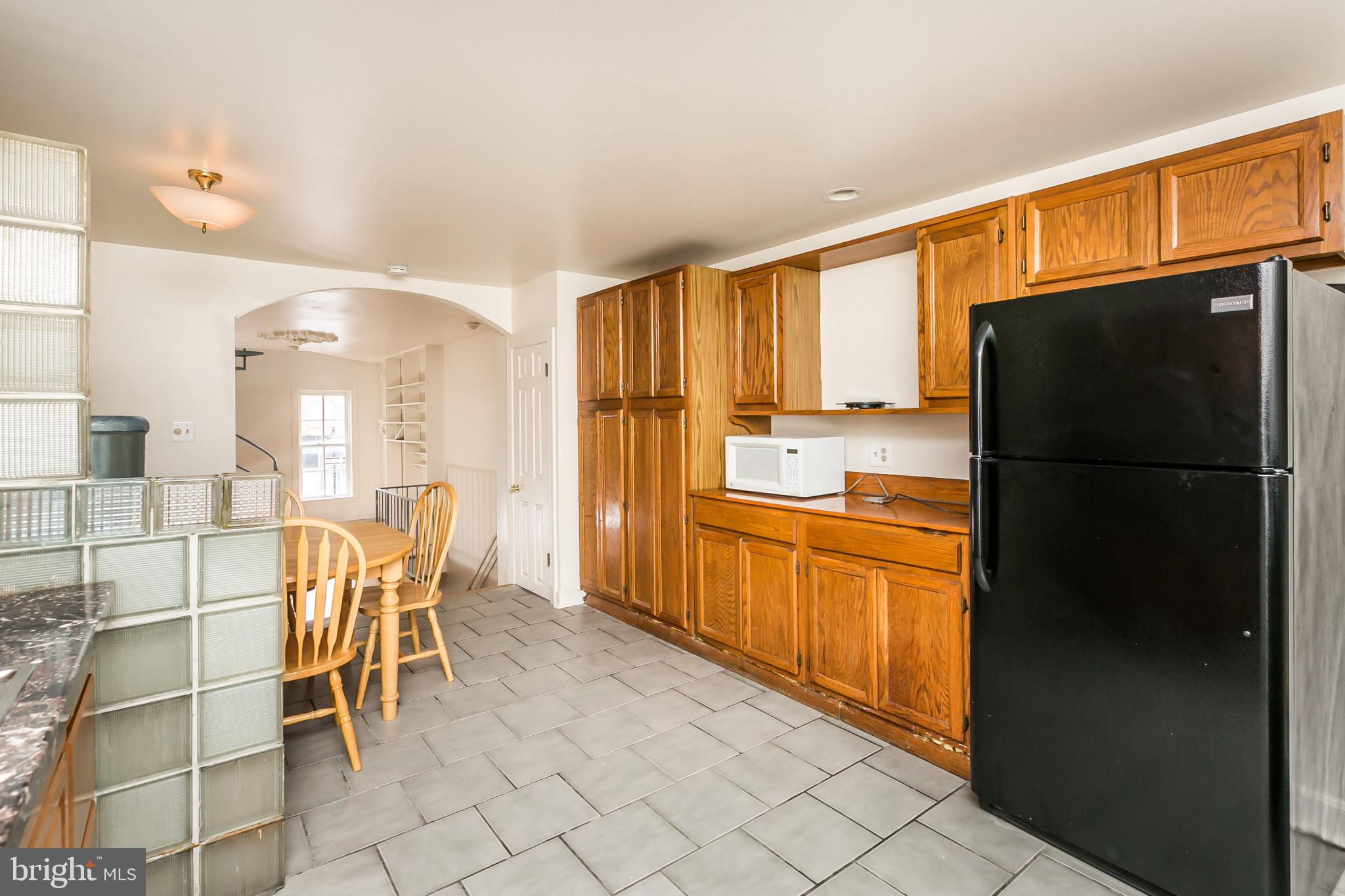 HOLLINS MARKET - Residential