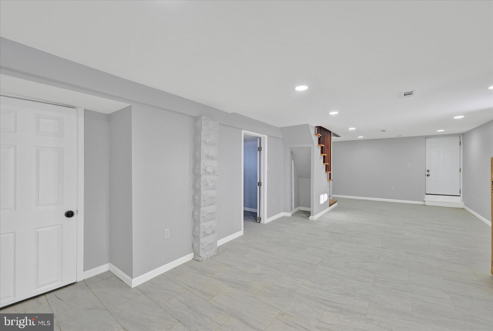 HOWARD PARK - Residential