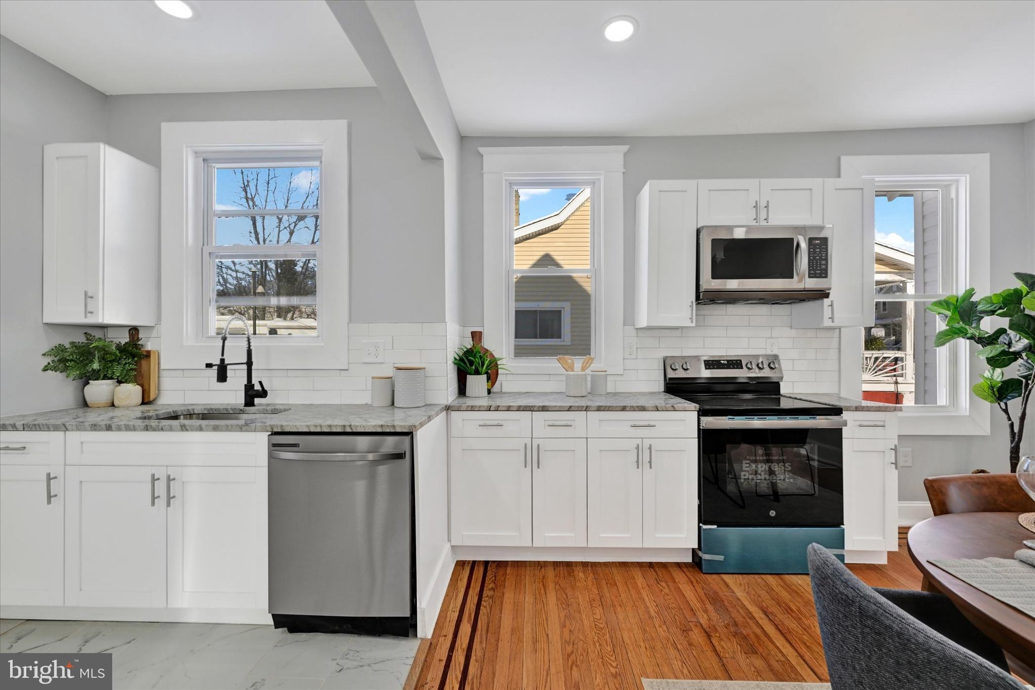 HOWARD PARK - Residential