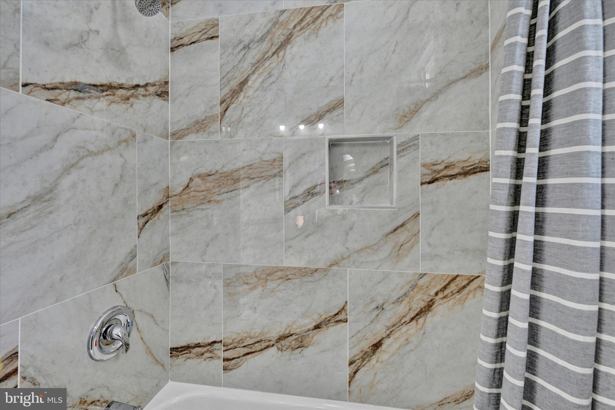 HOWARD PARK - Residential