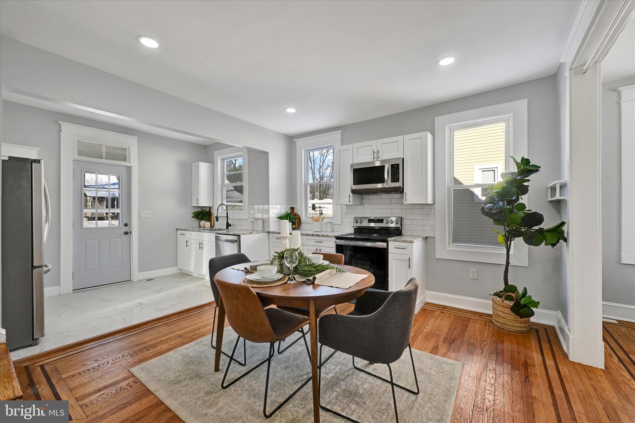 HOWARD PARK - Residential