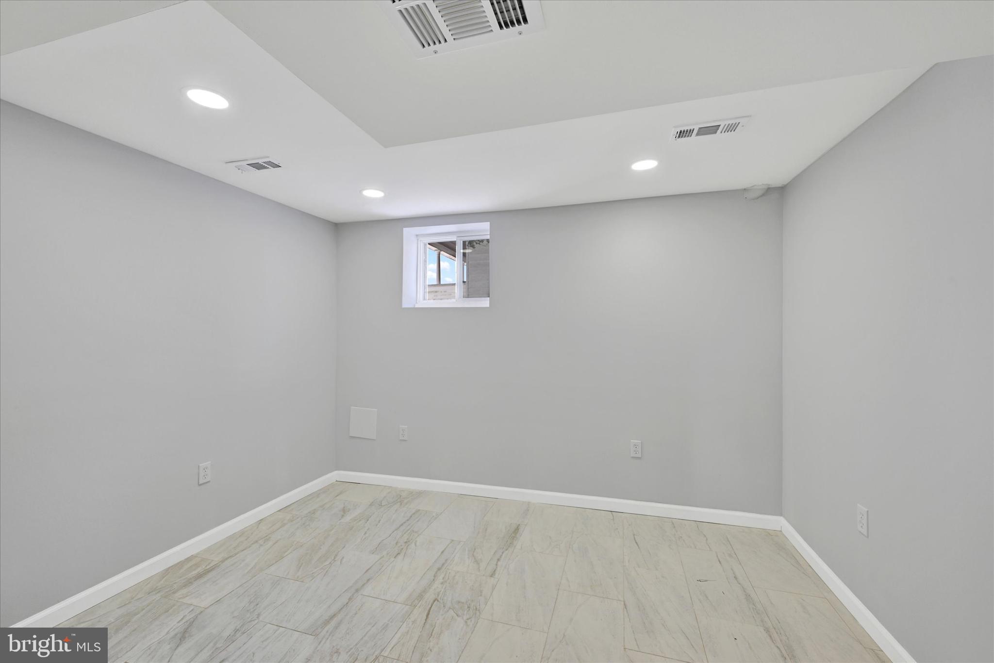 HOWARD PARK - Residential