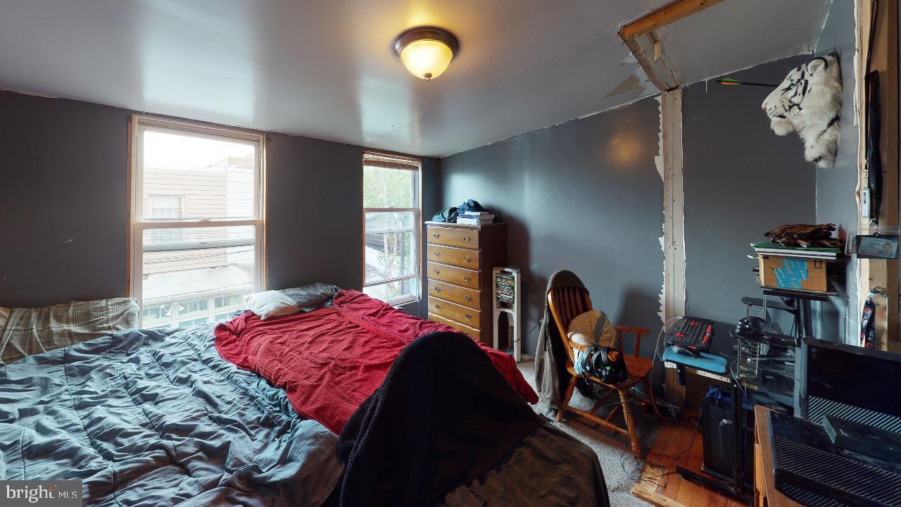 PORT RICHMOND - Residential