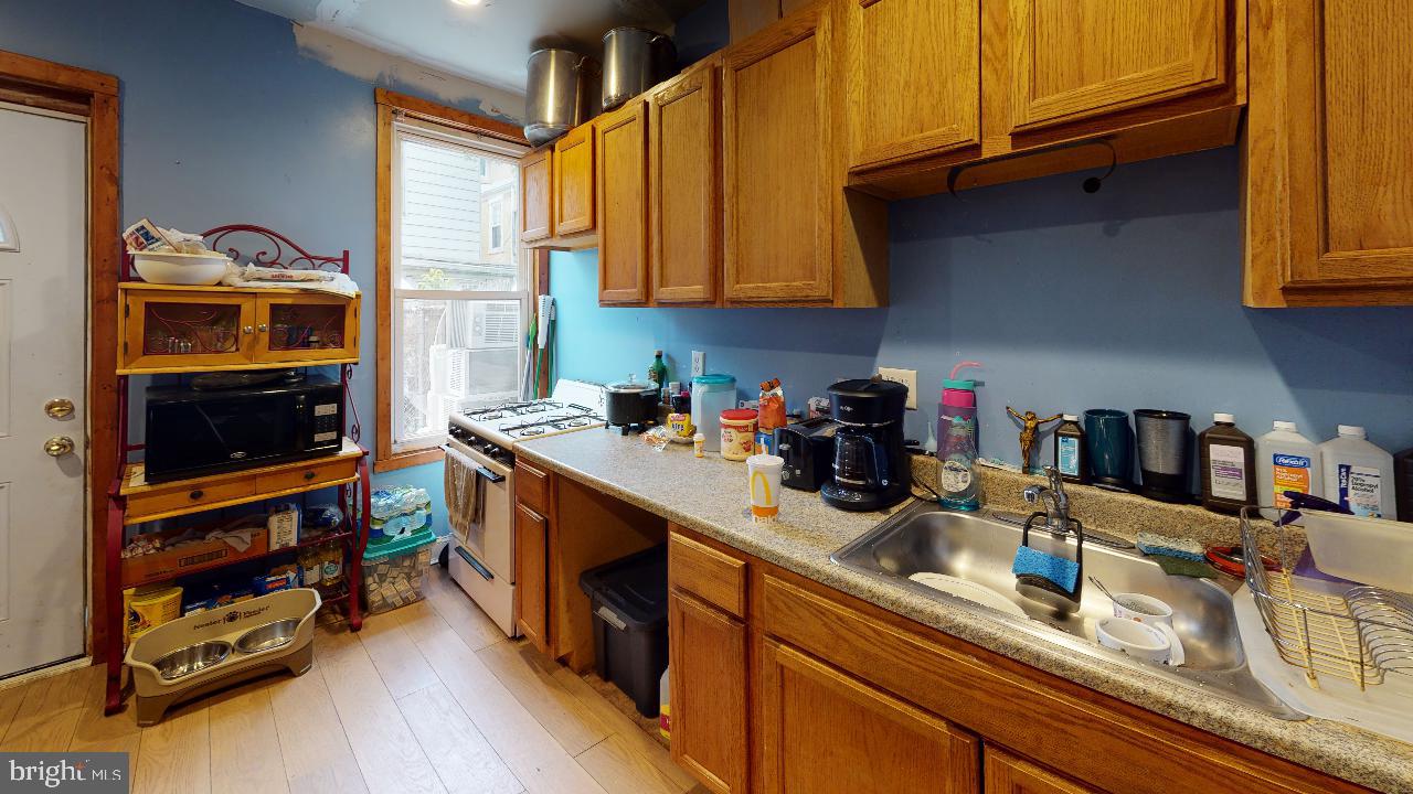 PORT RICHMOND - Residential