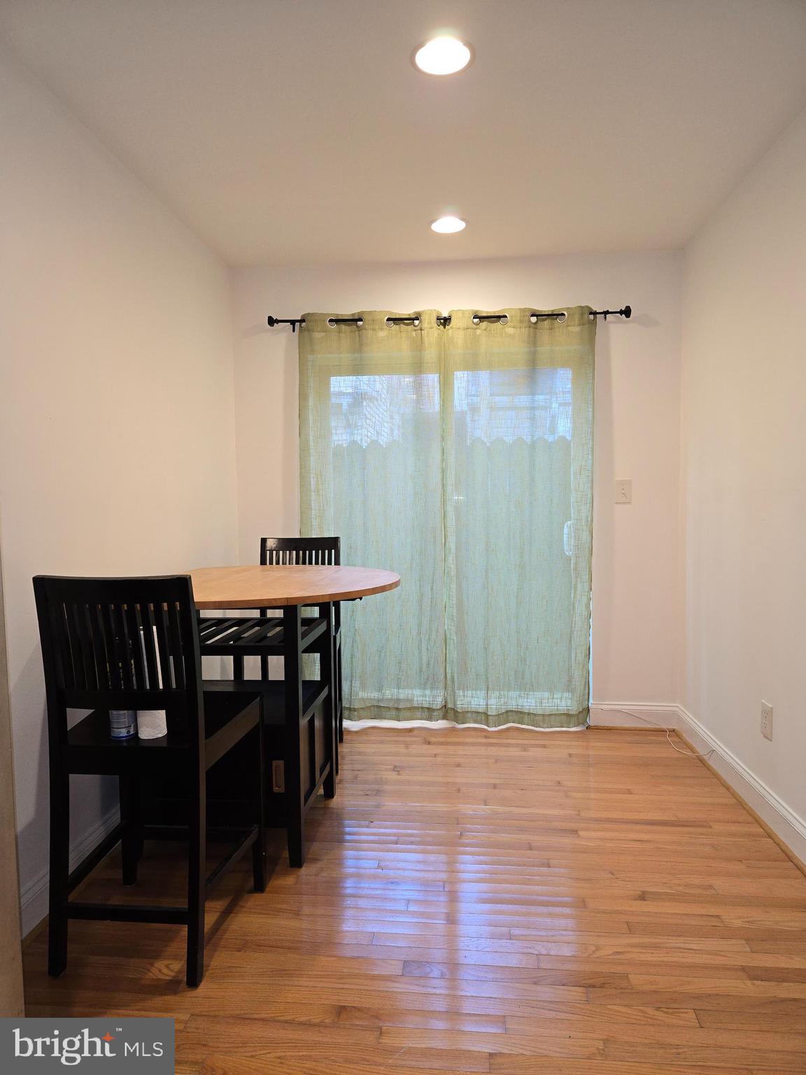 FEDERAL HILL HISTORIC DISTRICT - Residential Lease