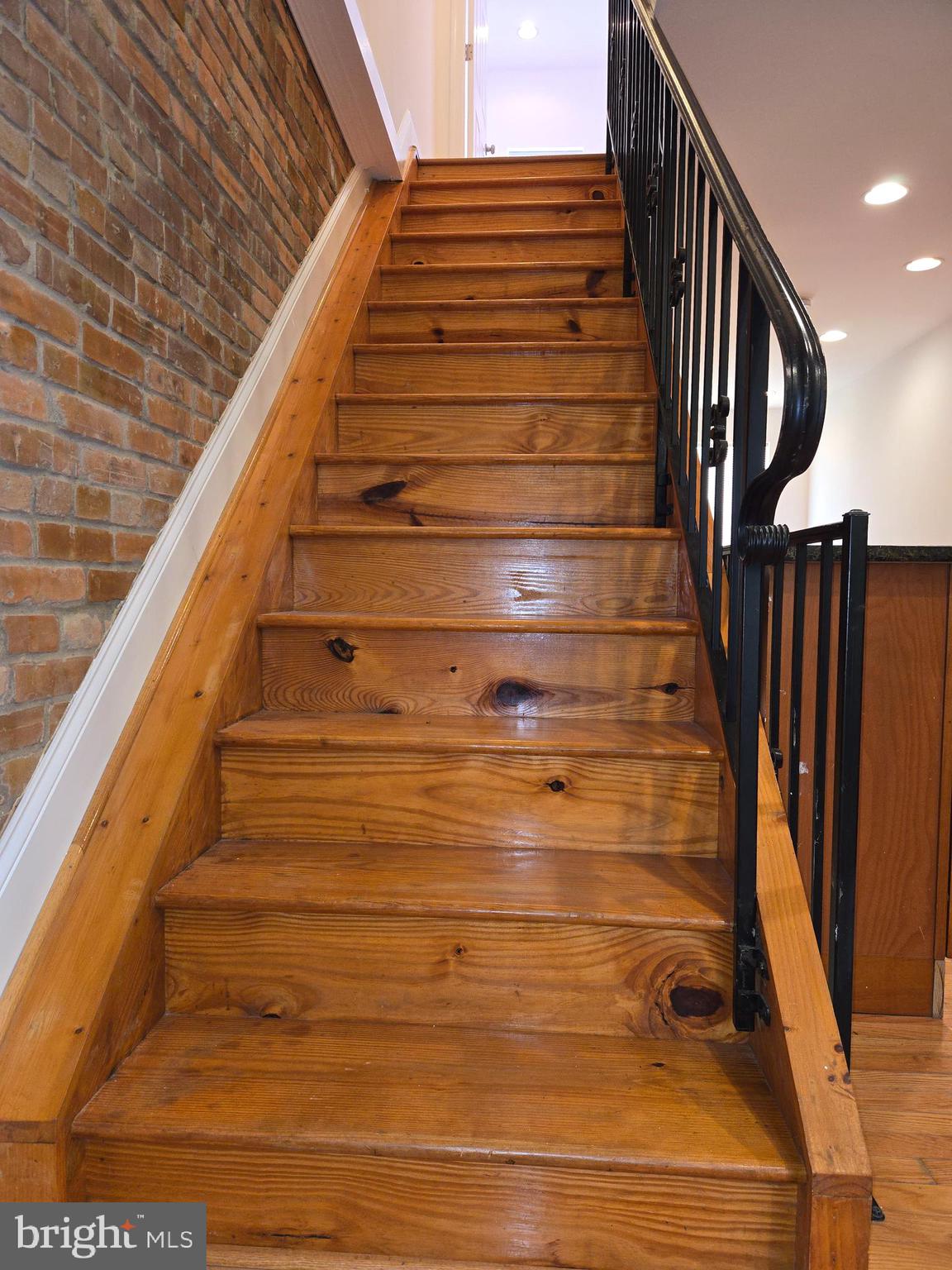 FEDERAL HILL HISTORIC DISTRICT - Residential Lease