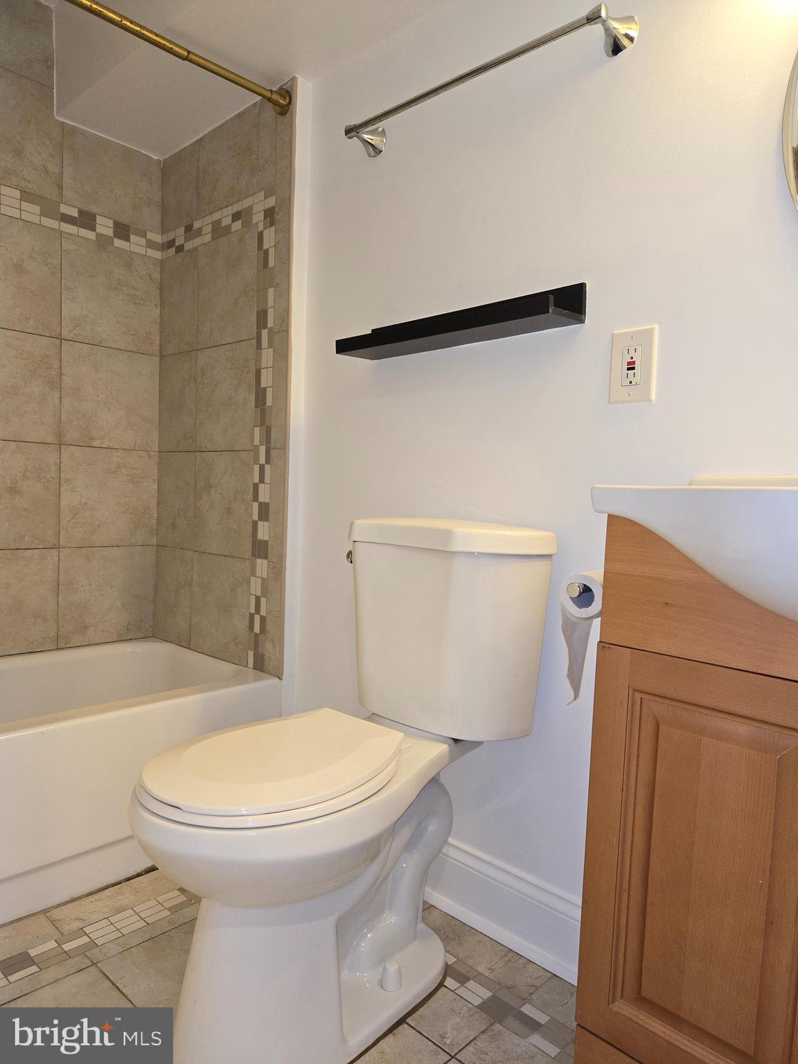 FEDERAL HILL HISTORIC DISTRICT - Residential Lease