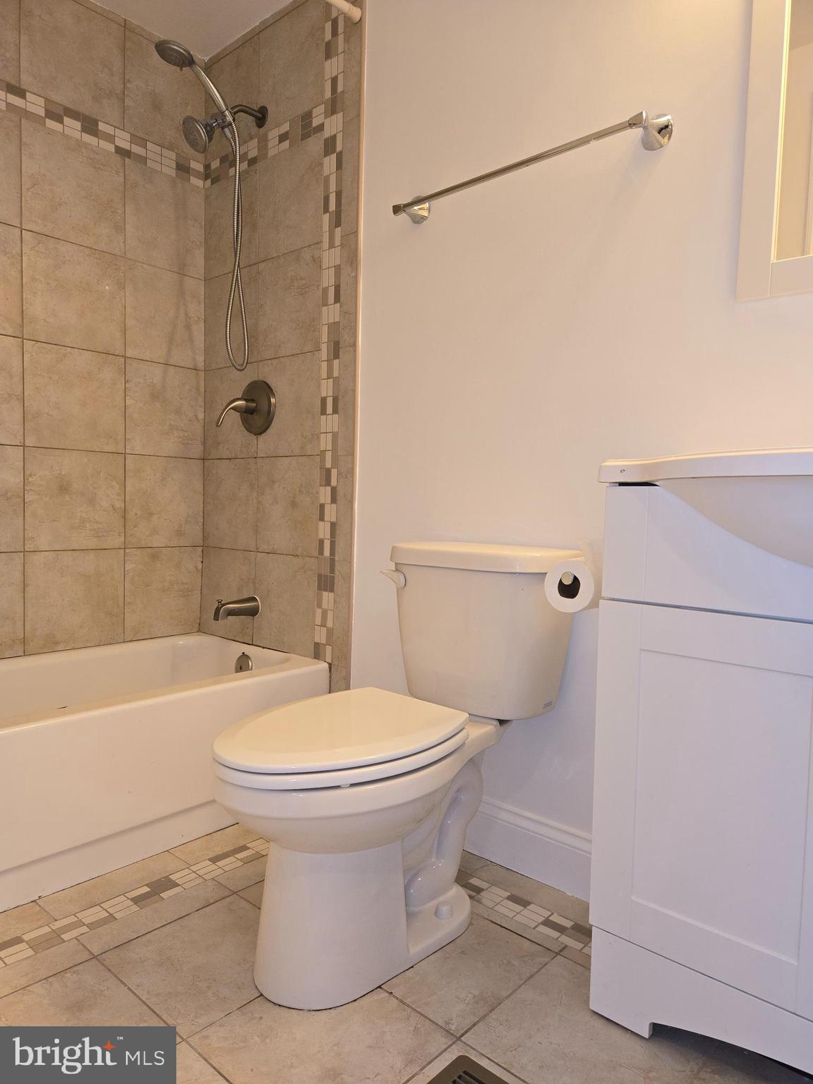 FEDERAL HILL HISTORIC DISTRICT - Residential Lease