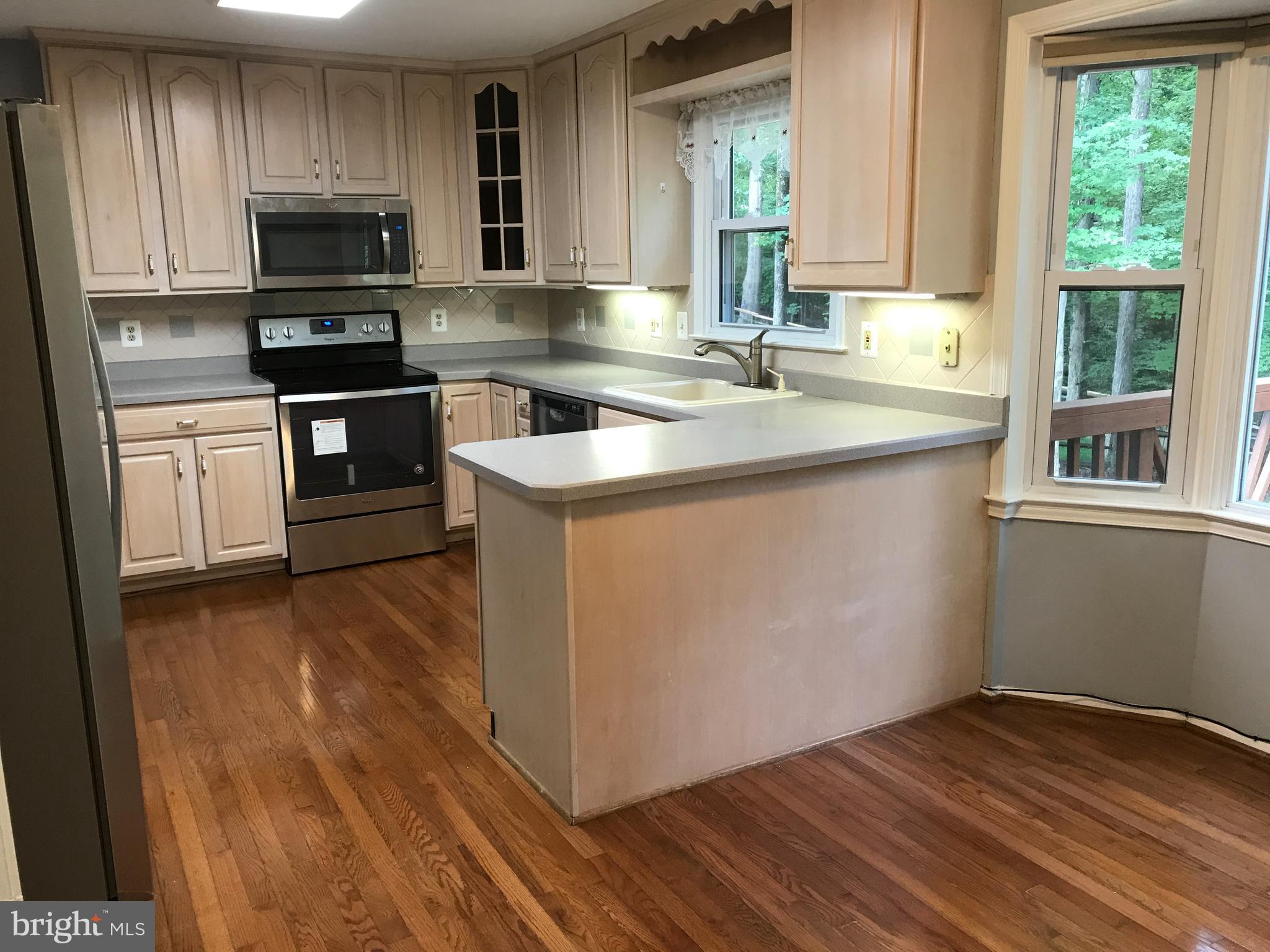 LAKE RIDGE - Residential