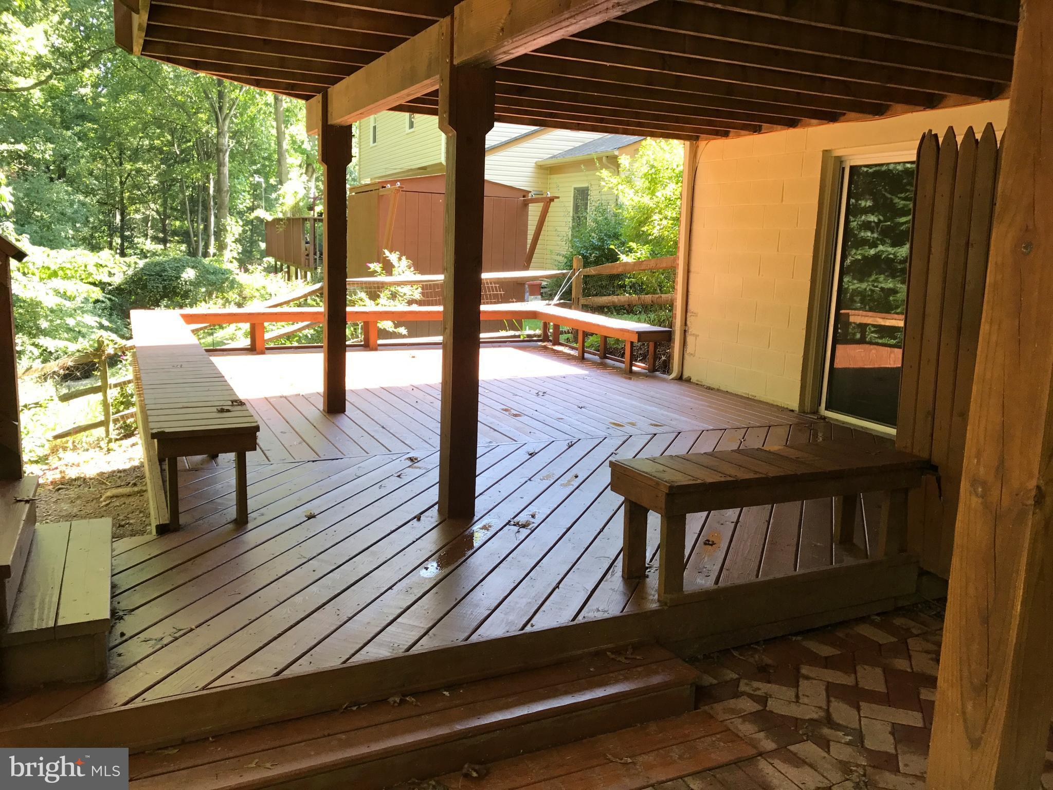 LAKE RIDGE - Residential