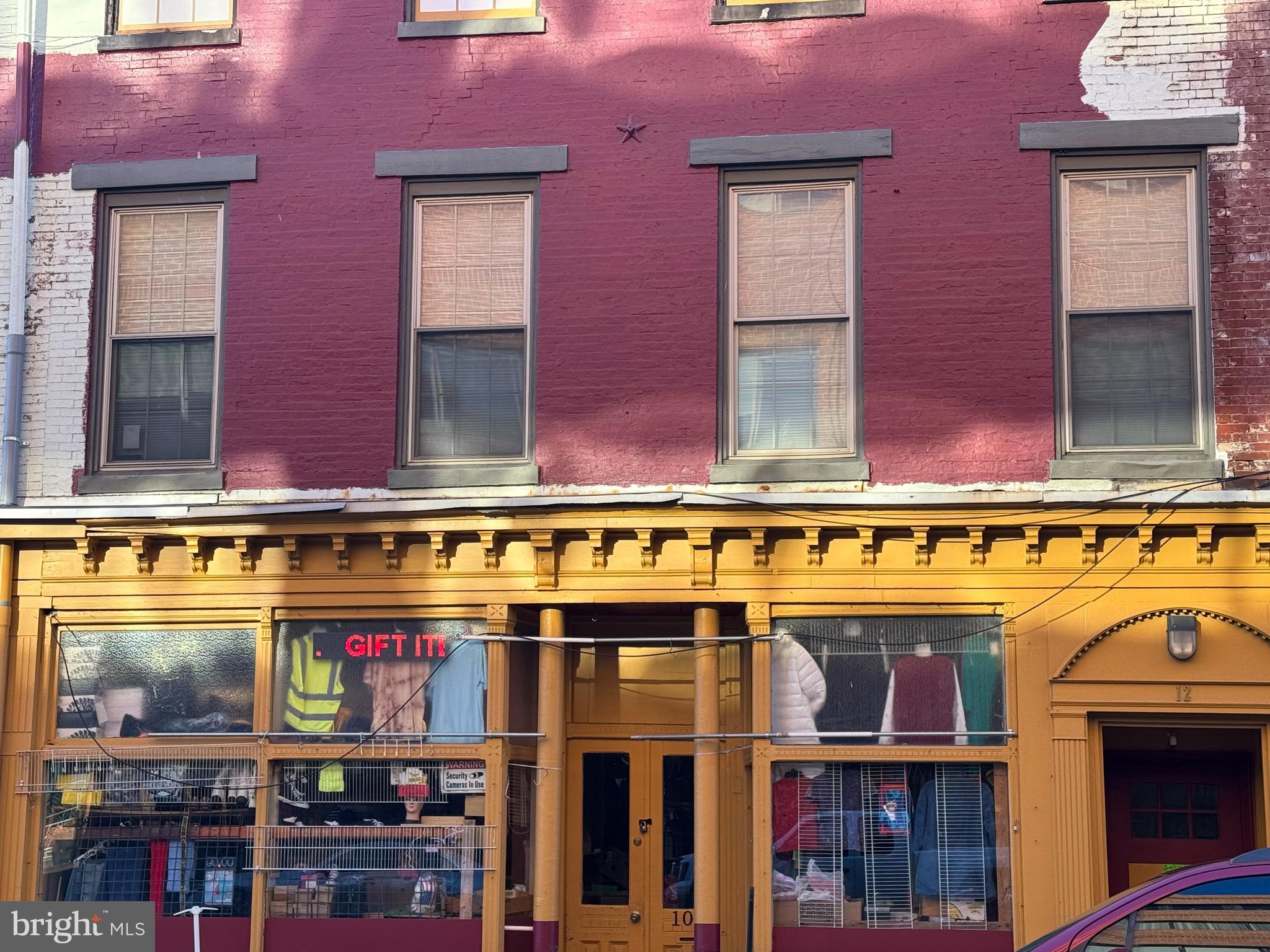 - Commercial Lease