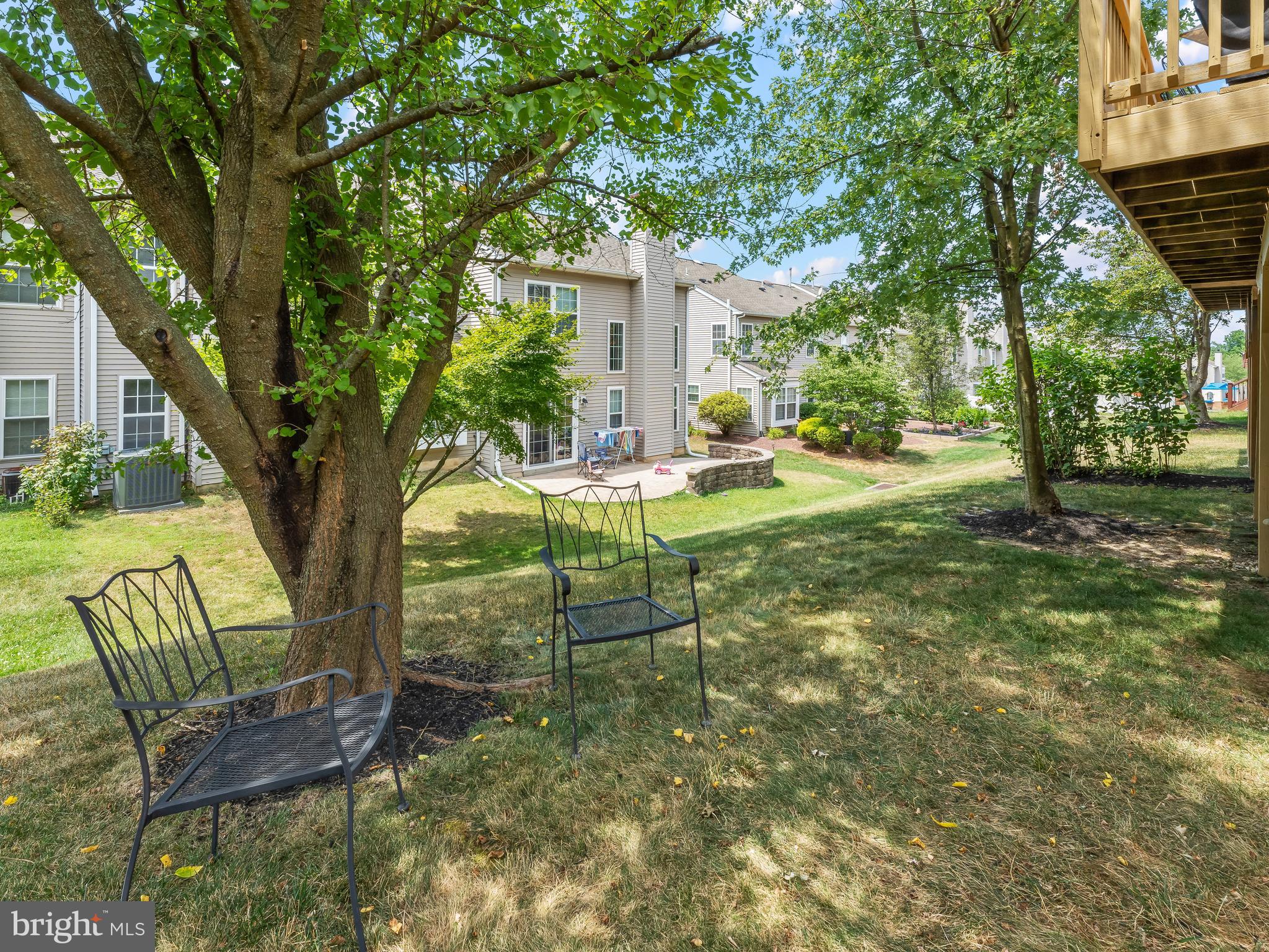 DEER RUN COURTS - Residential