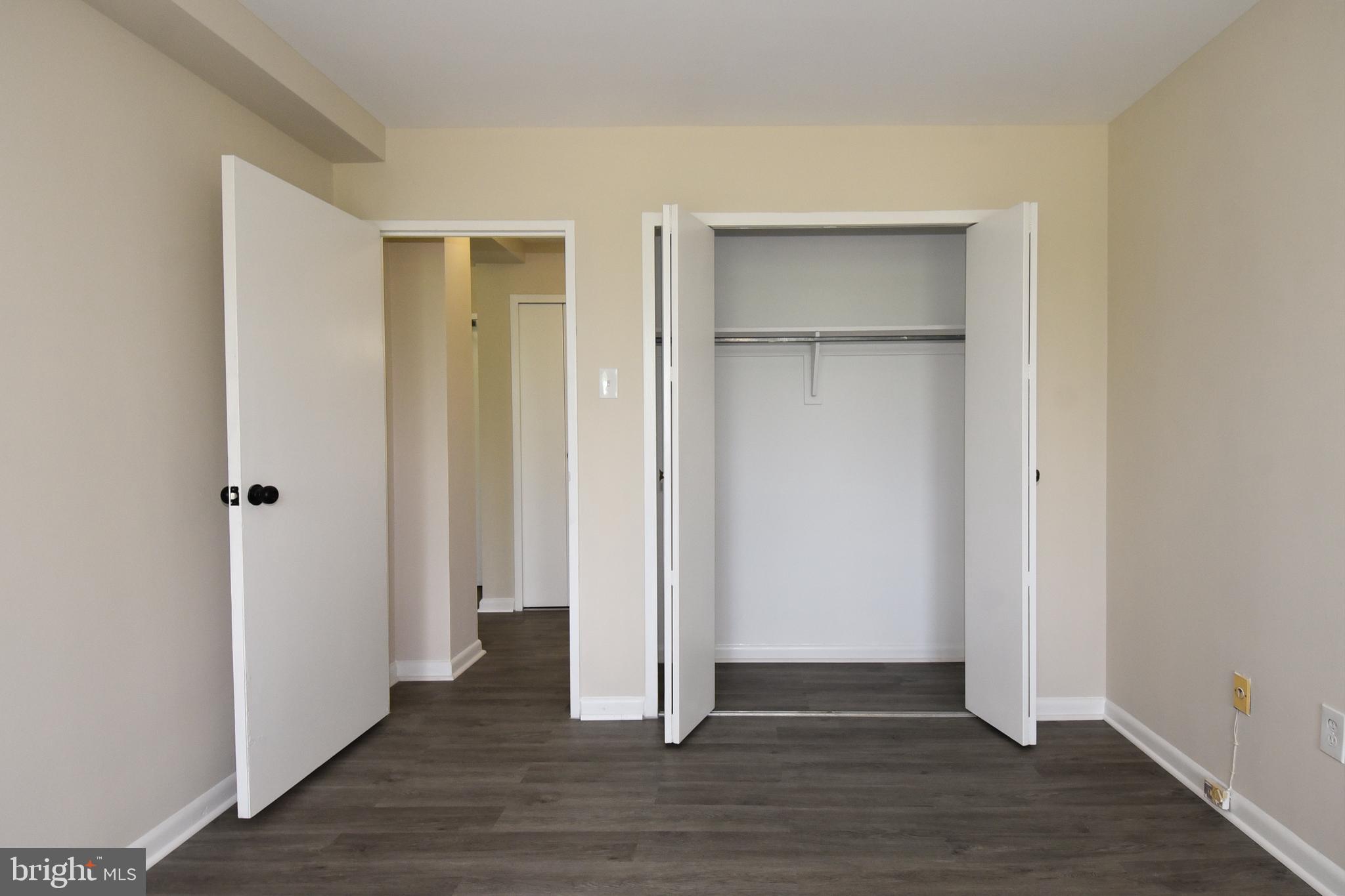 RIVER TOWERS - Residential