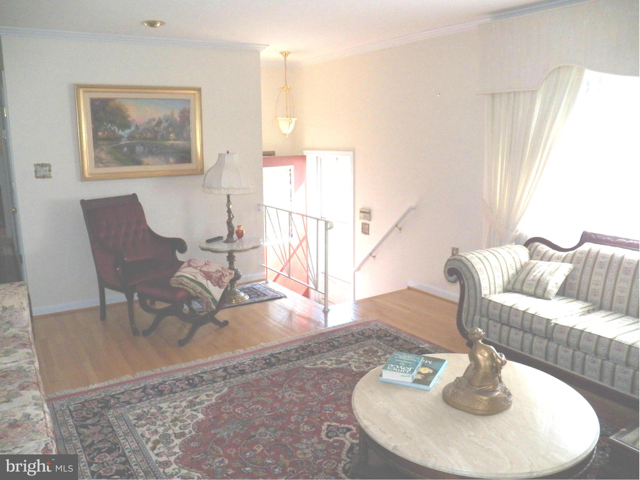 CALTOR MANOR - Residential