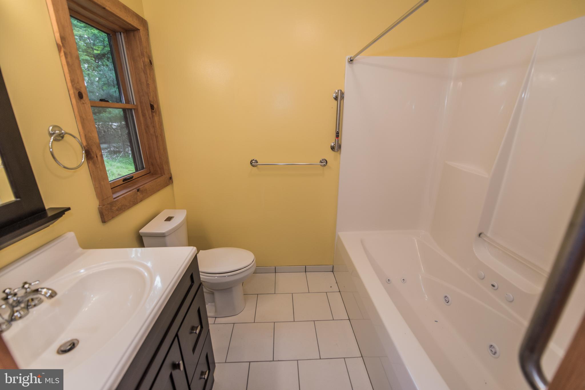 COOLFONT MOUNTAINSIDE - Residential