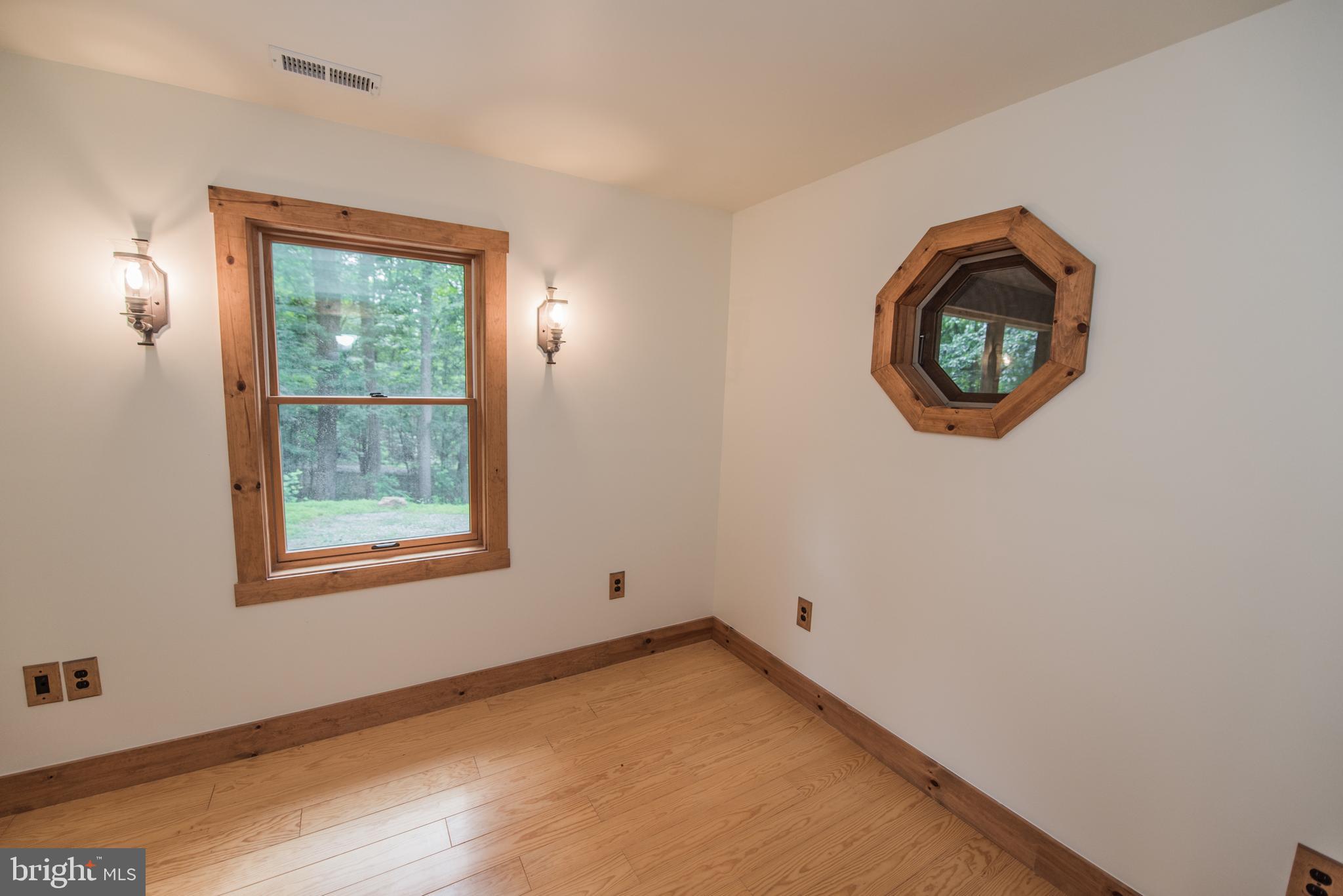 COOLFONT MOUNTAINSIDE - Residential