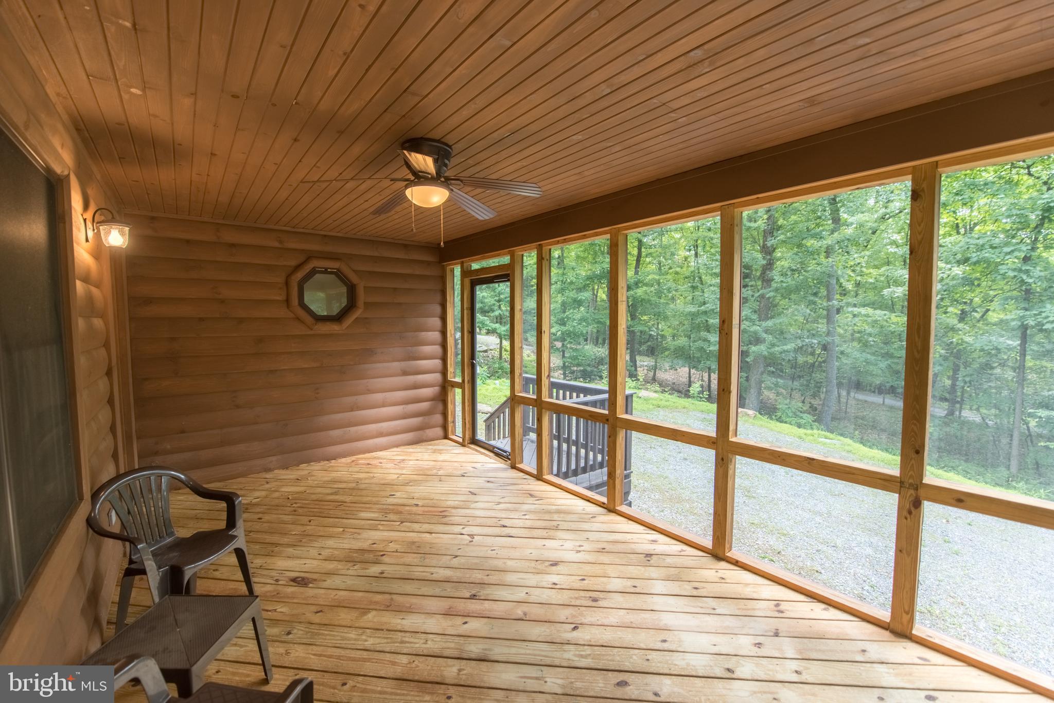 COOLFONT MOUNTAINSIDE - Residential