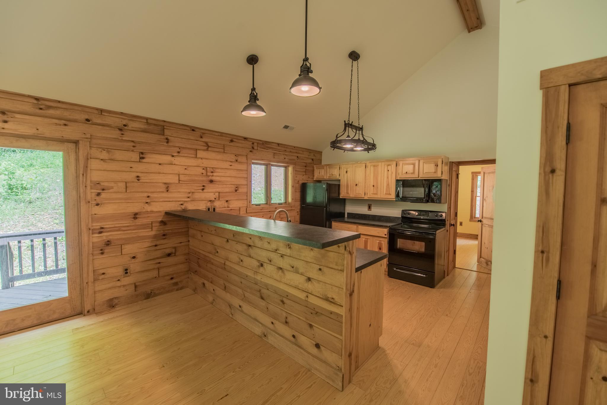 COOLFONT MOUNTAINSIDE - Residential