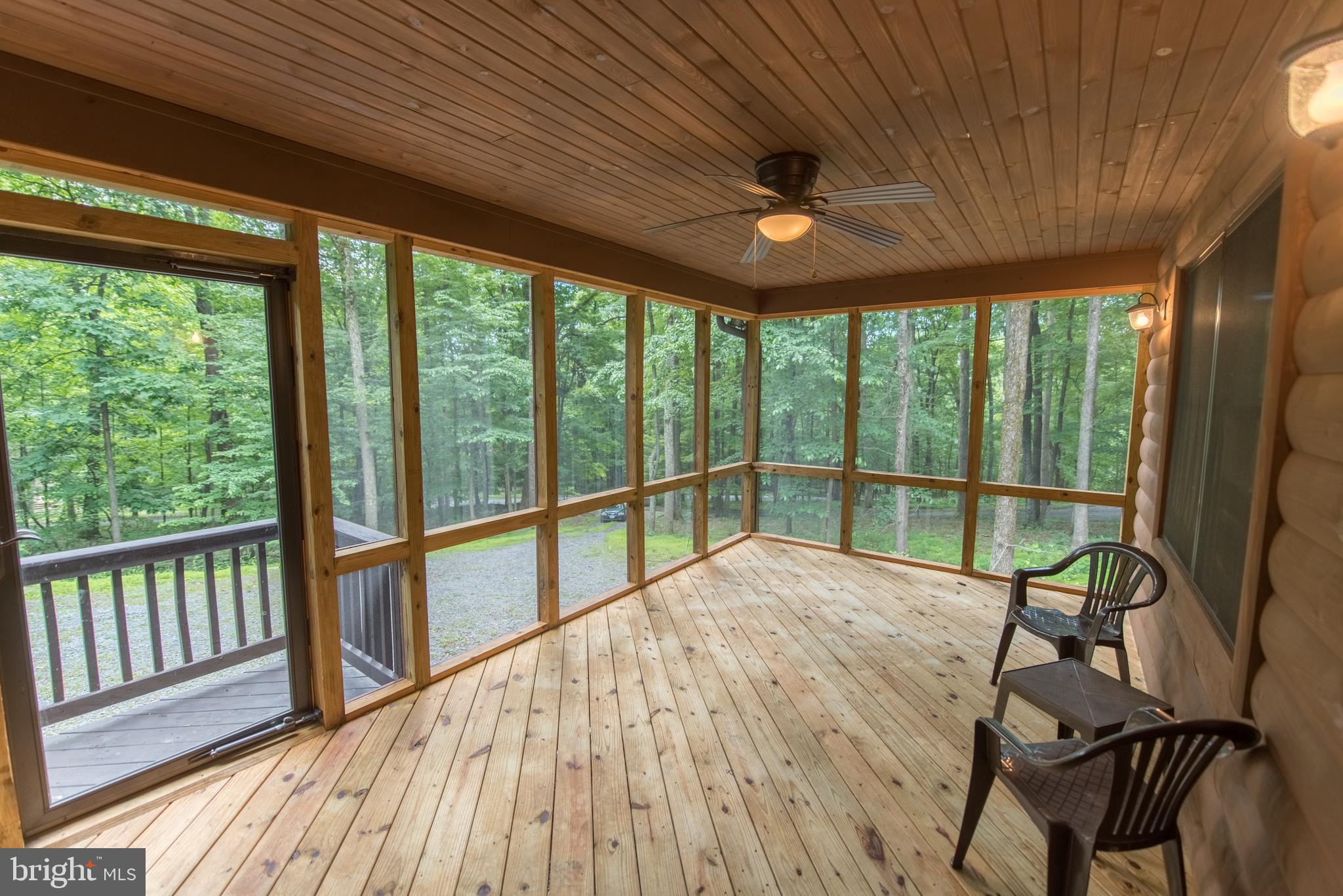 COOLFONT MOUNTAINSIDE - Residential