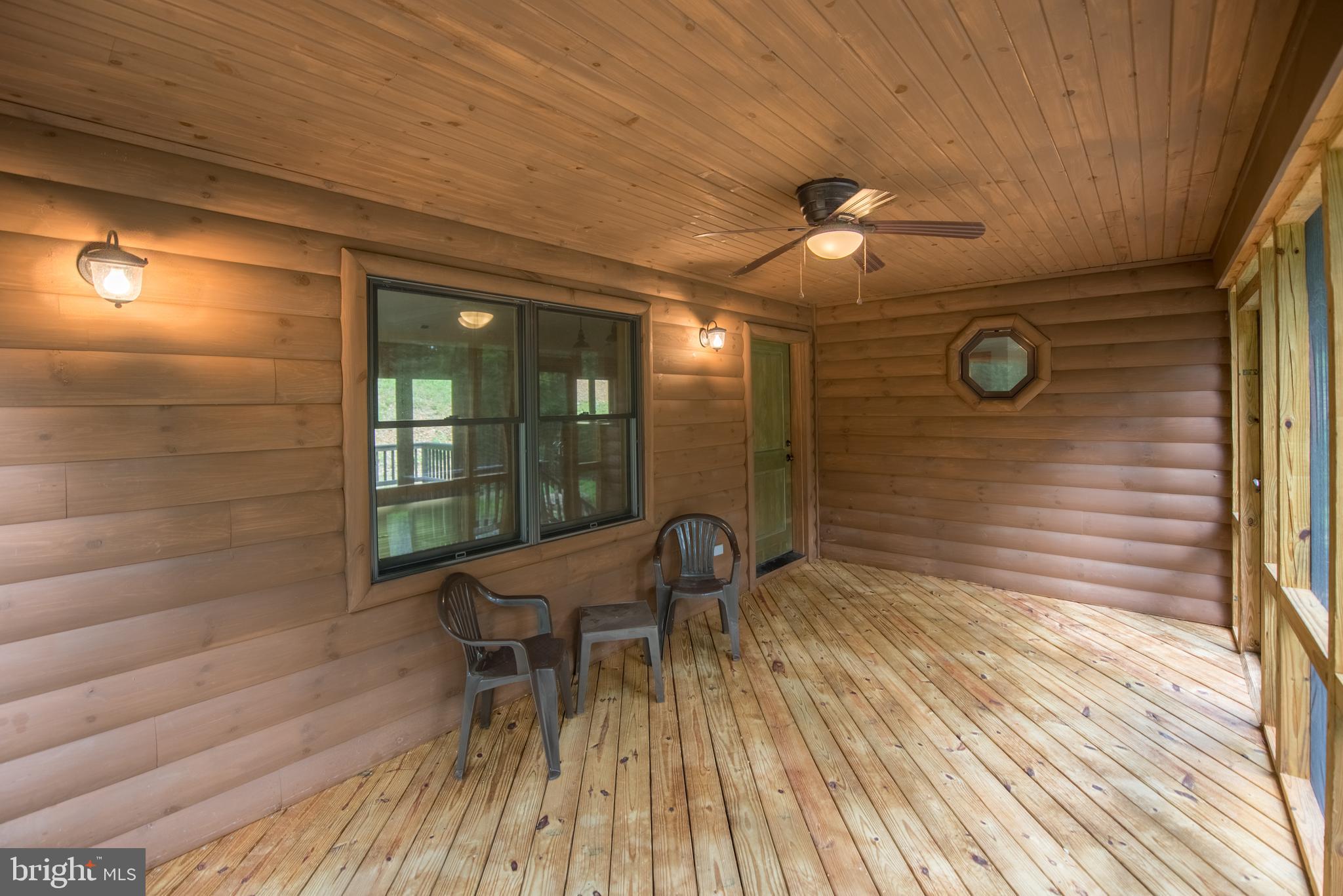 COOLFONT MOUNTAINSIDE - Residential