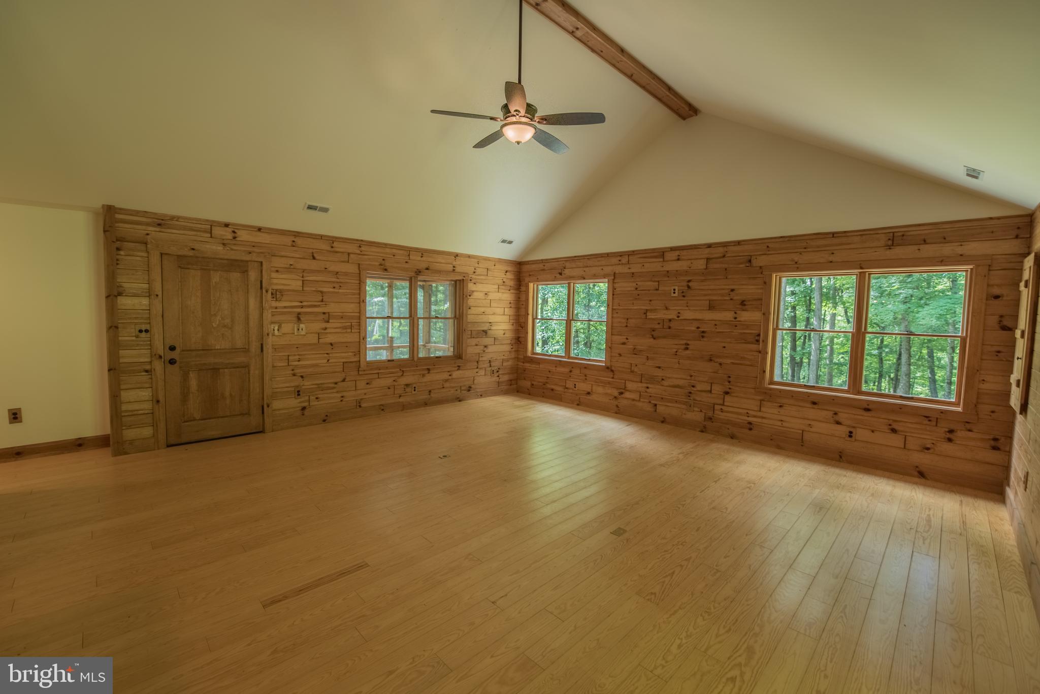 COOLFONT MOUNTAINSIDE - Residential