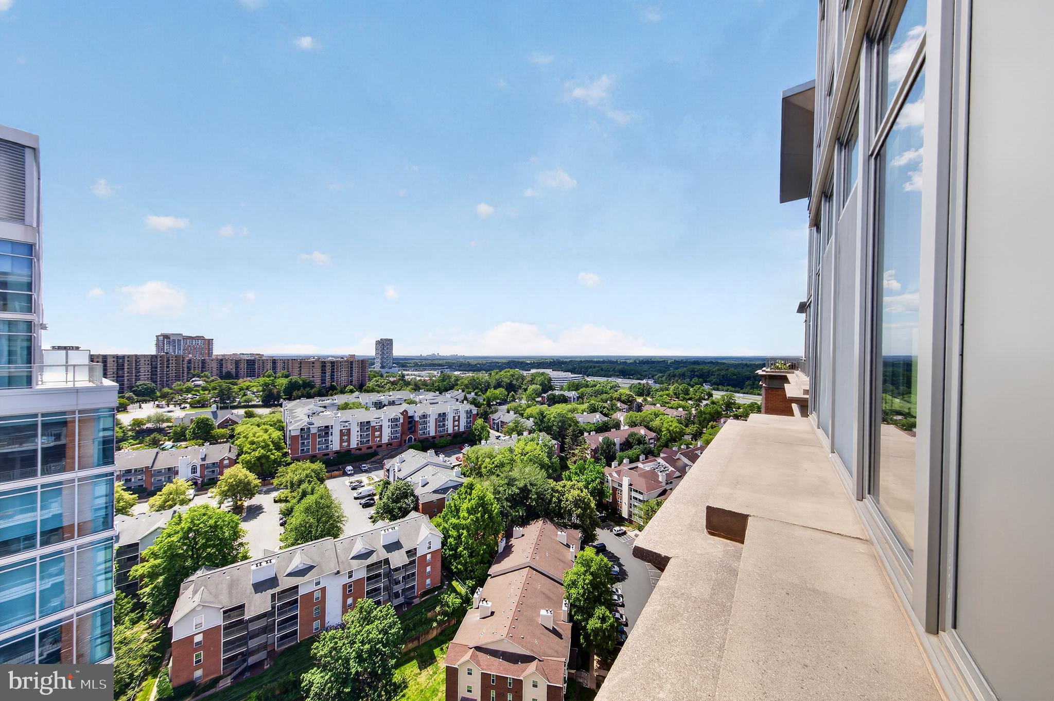 ONE PARK CREST - Residential