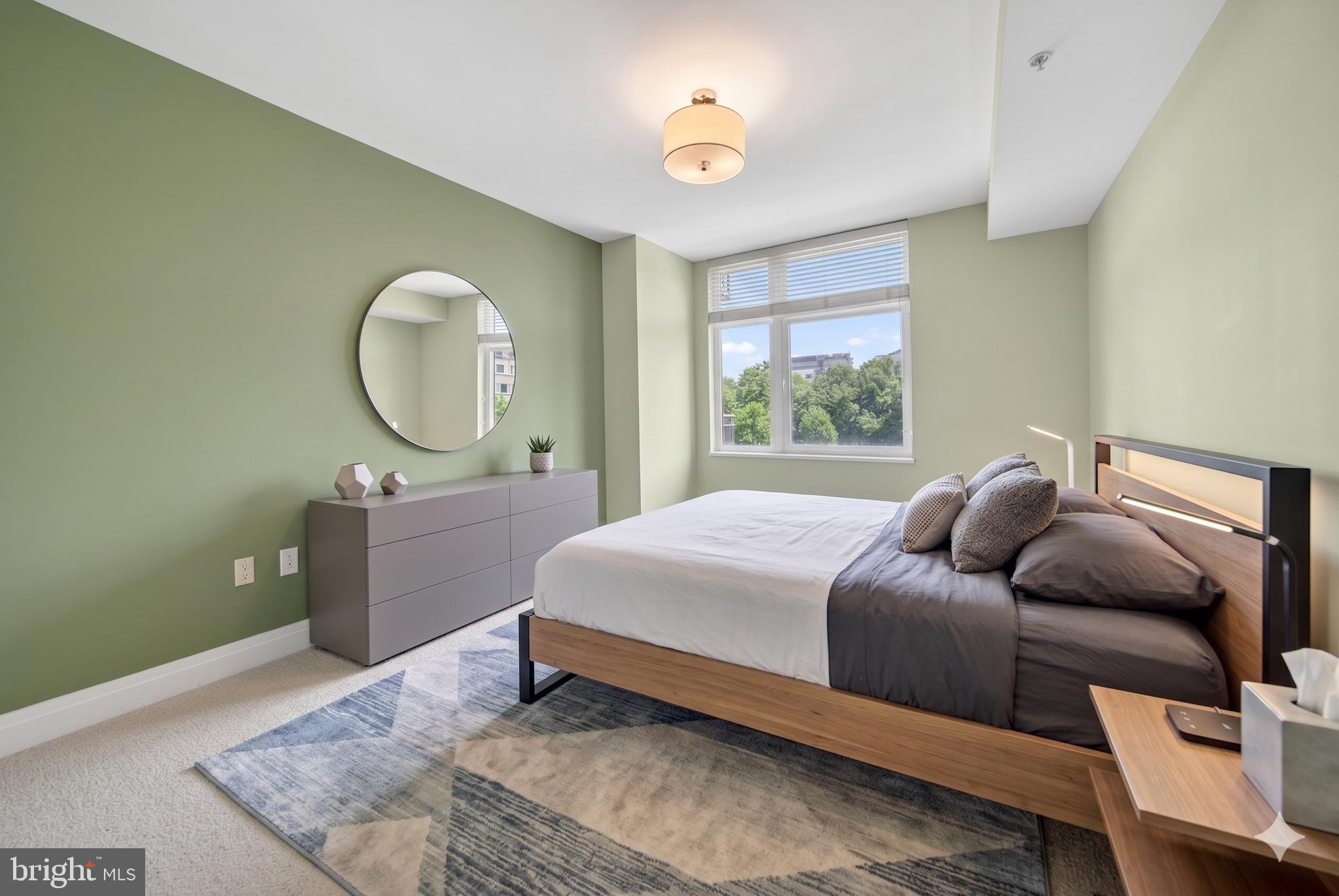 ONE PARK CREST - Residential