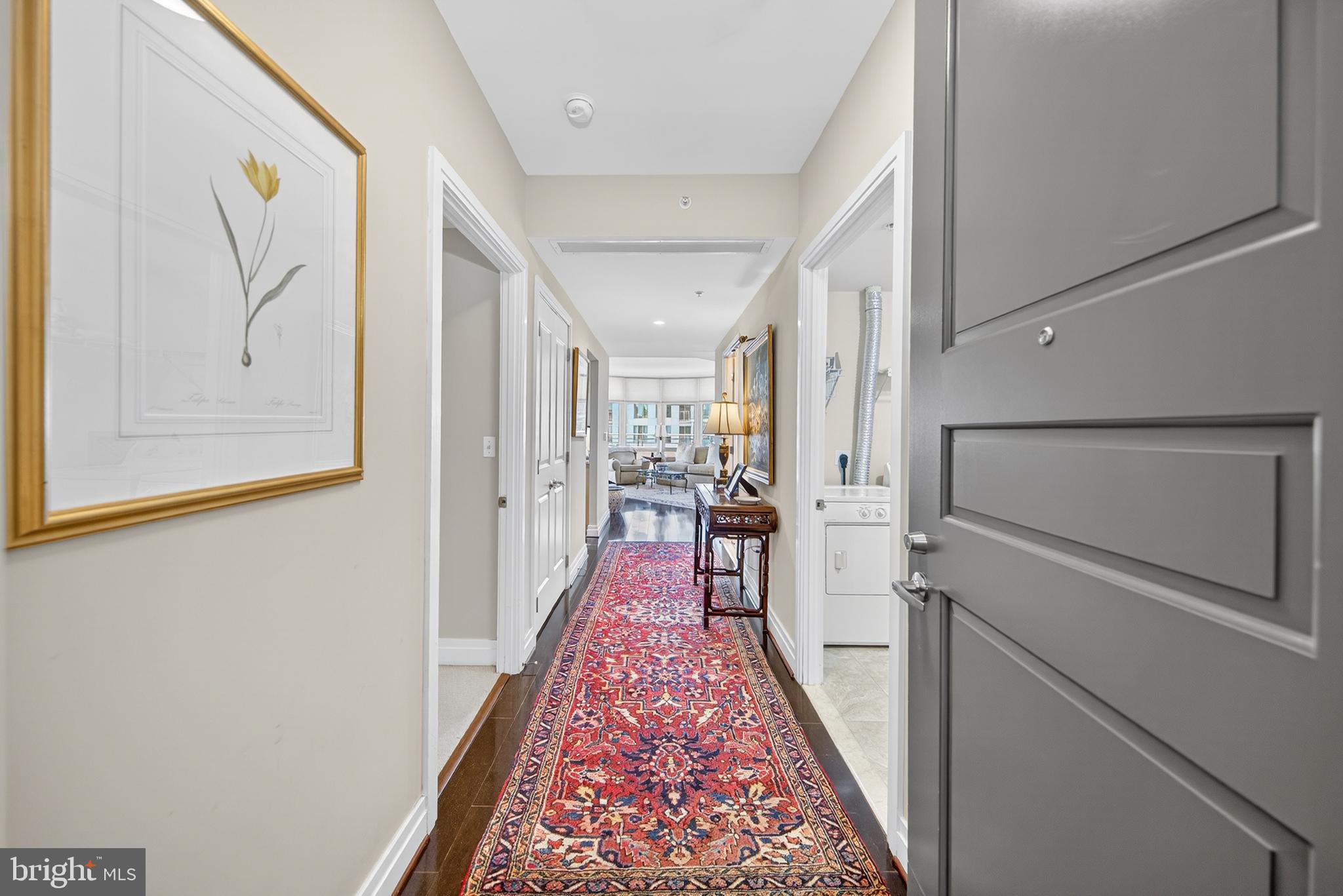 ONE PARK CREST - Residential