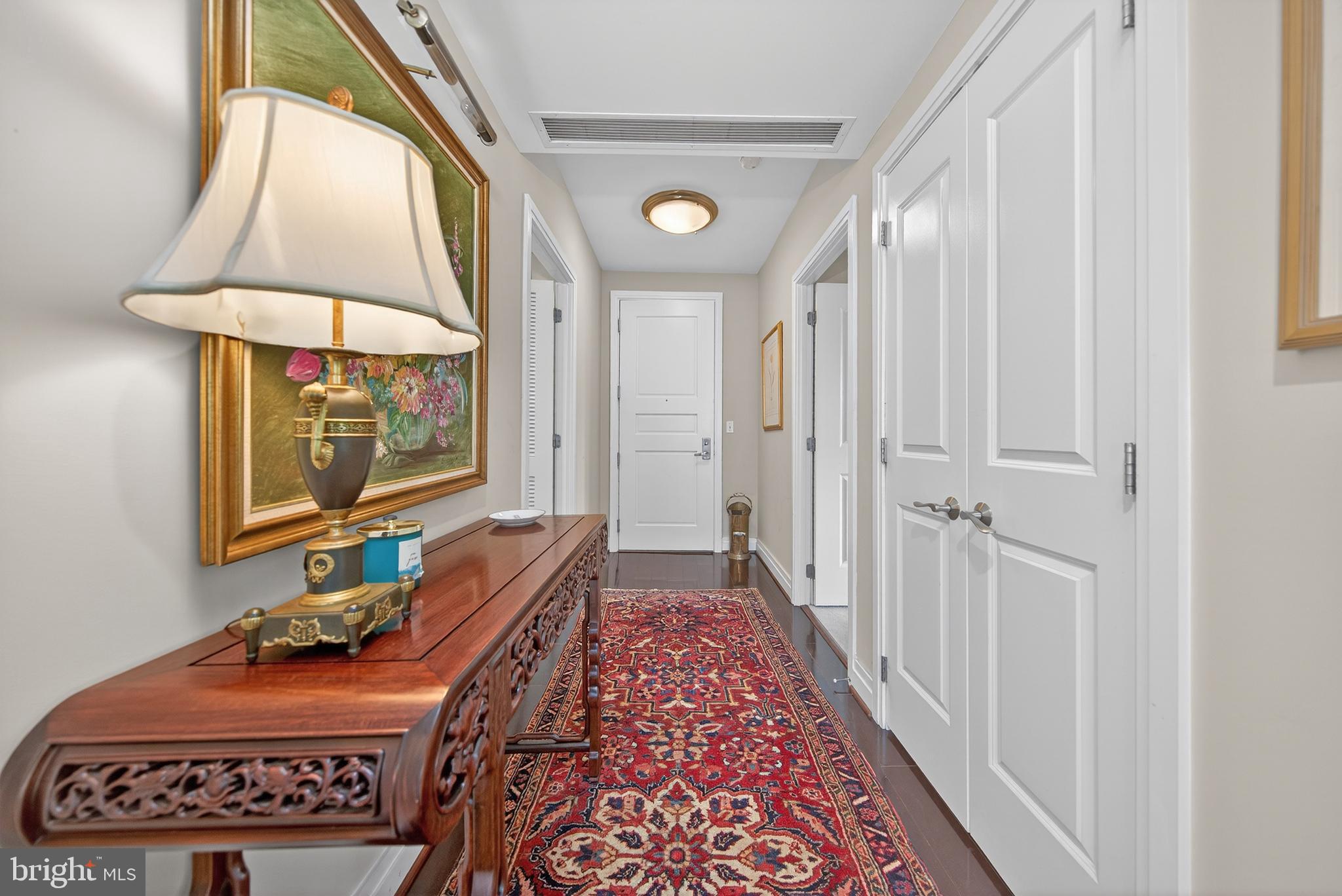 ONE PARK CREST - Residential