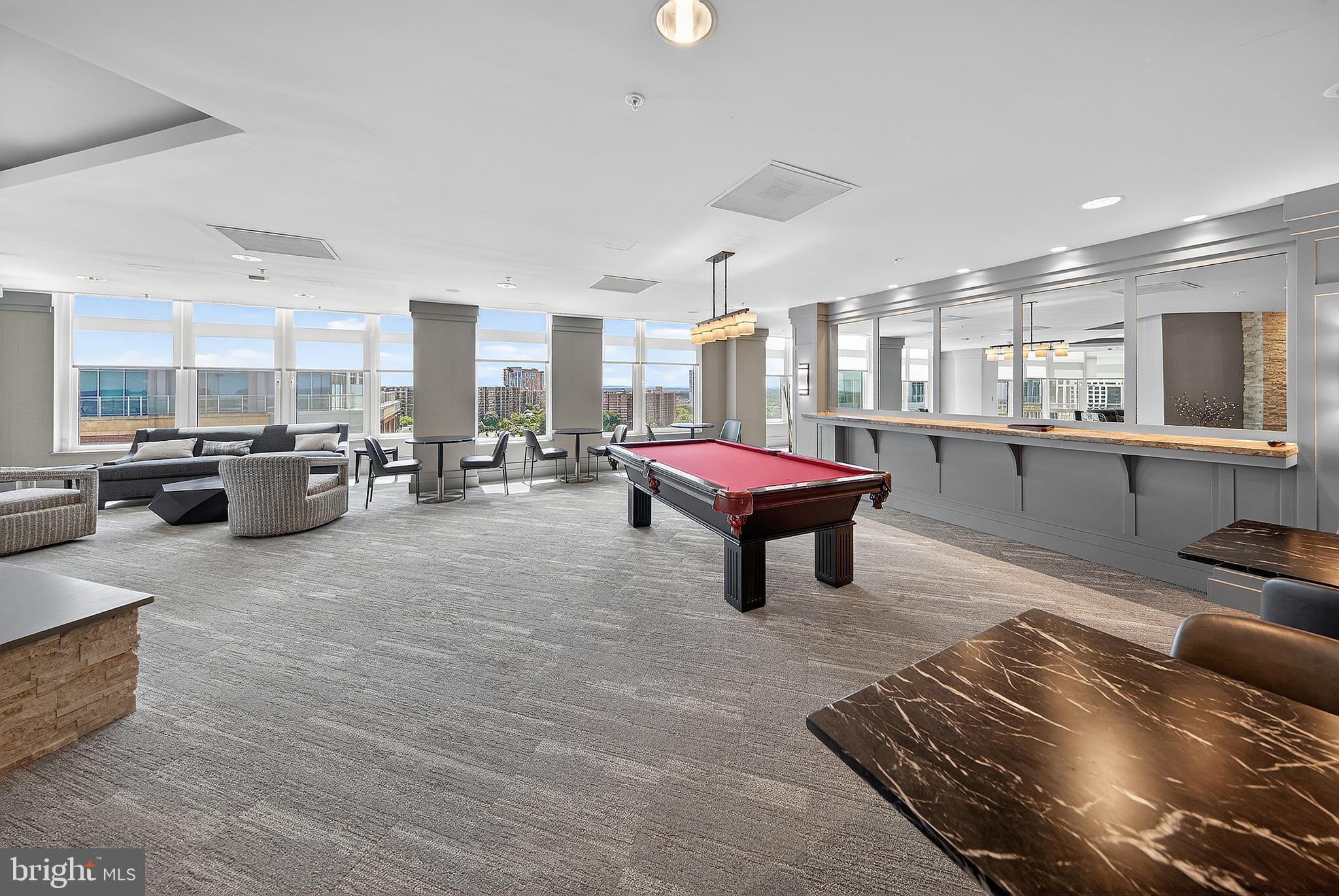 ONE PARK CREST - Residential