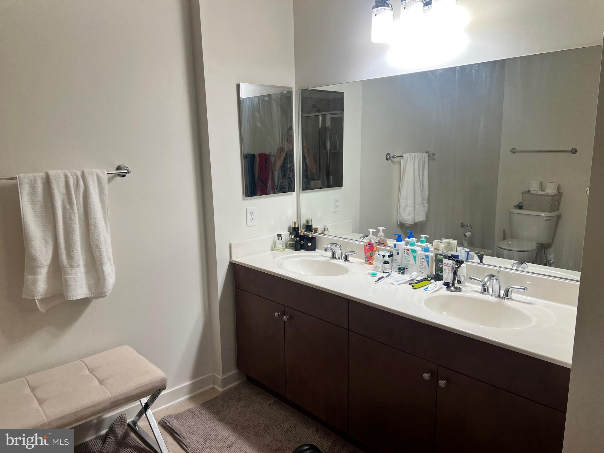 CHARLES VILLAGE - Residential Lease
