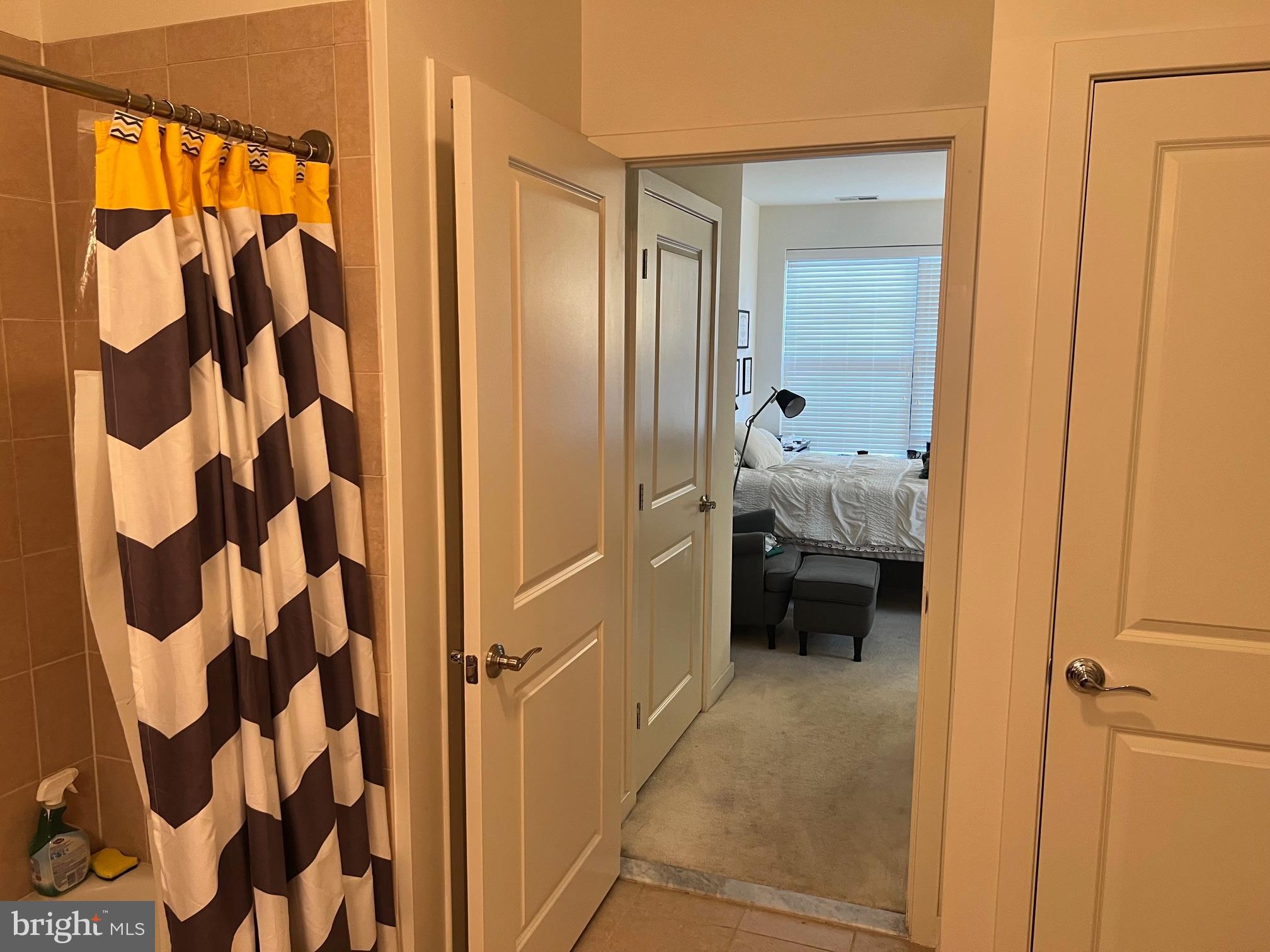 CHARLES VILLAGE - Residential Lease