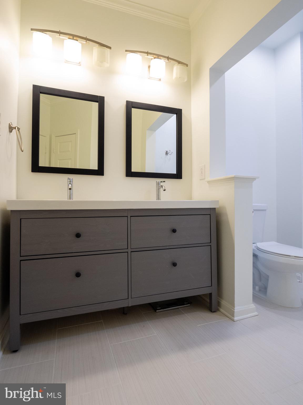 GATES OF WESTFALLS - Residential