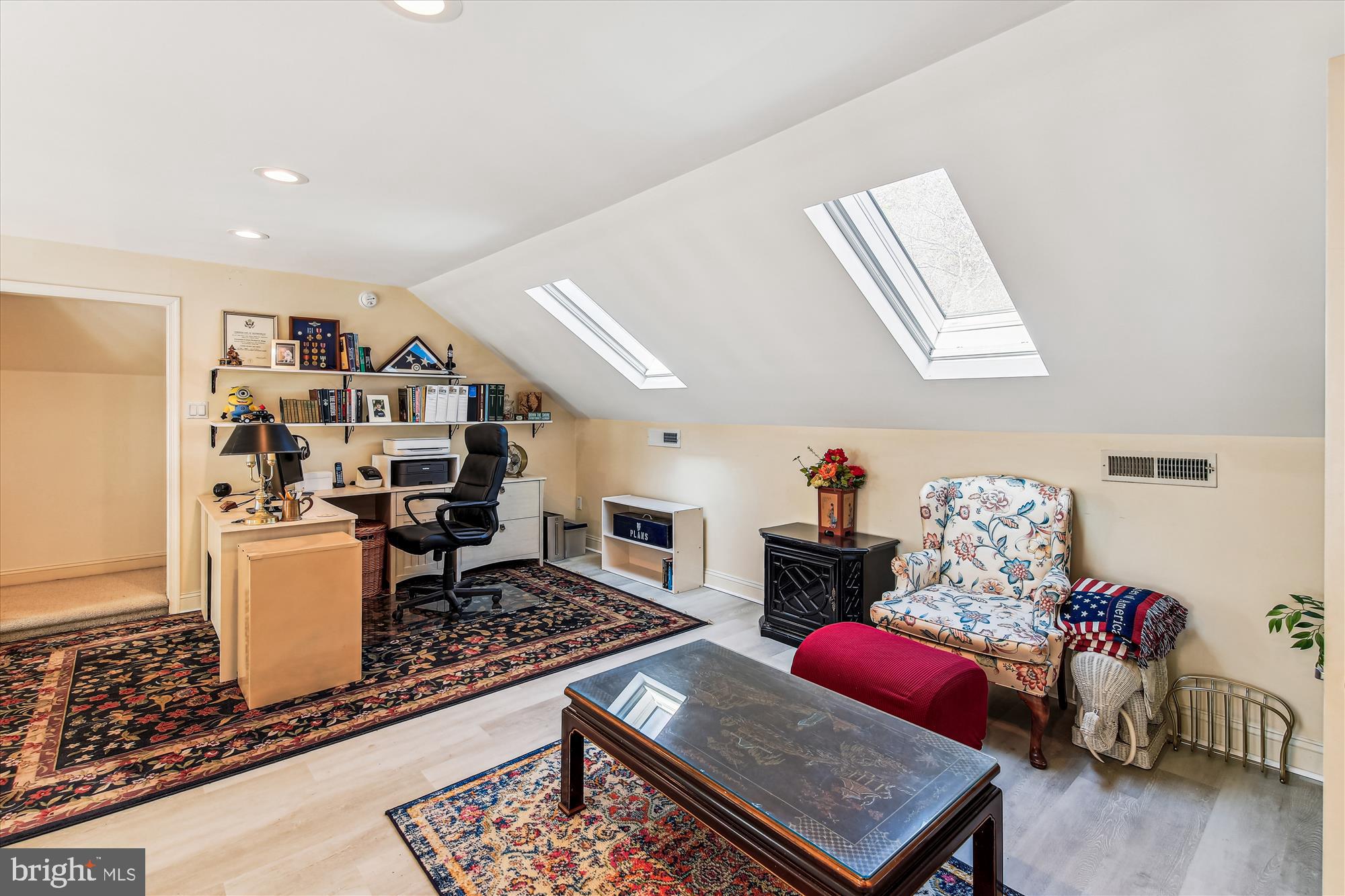 VILLAGE IN THE PARK - Residential