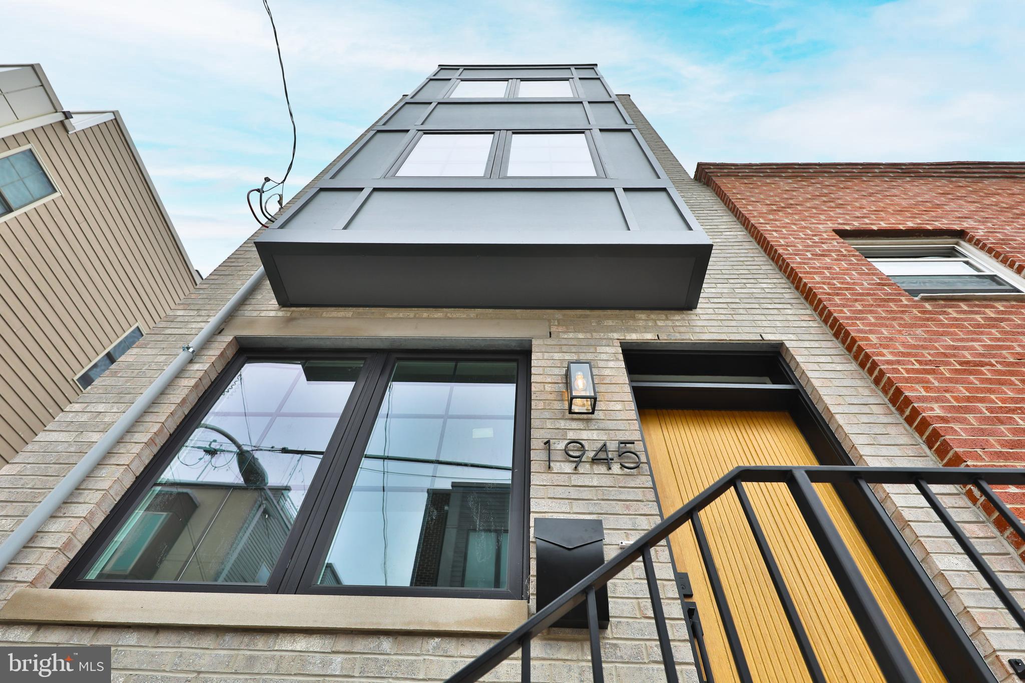 POINT BREEZE - Residential