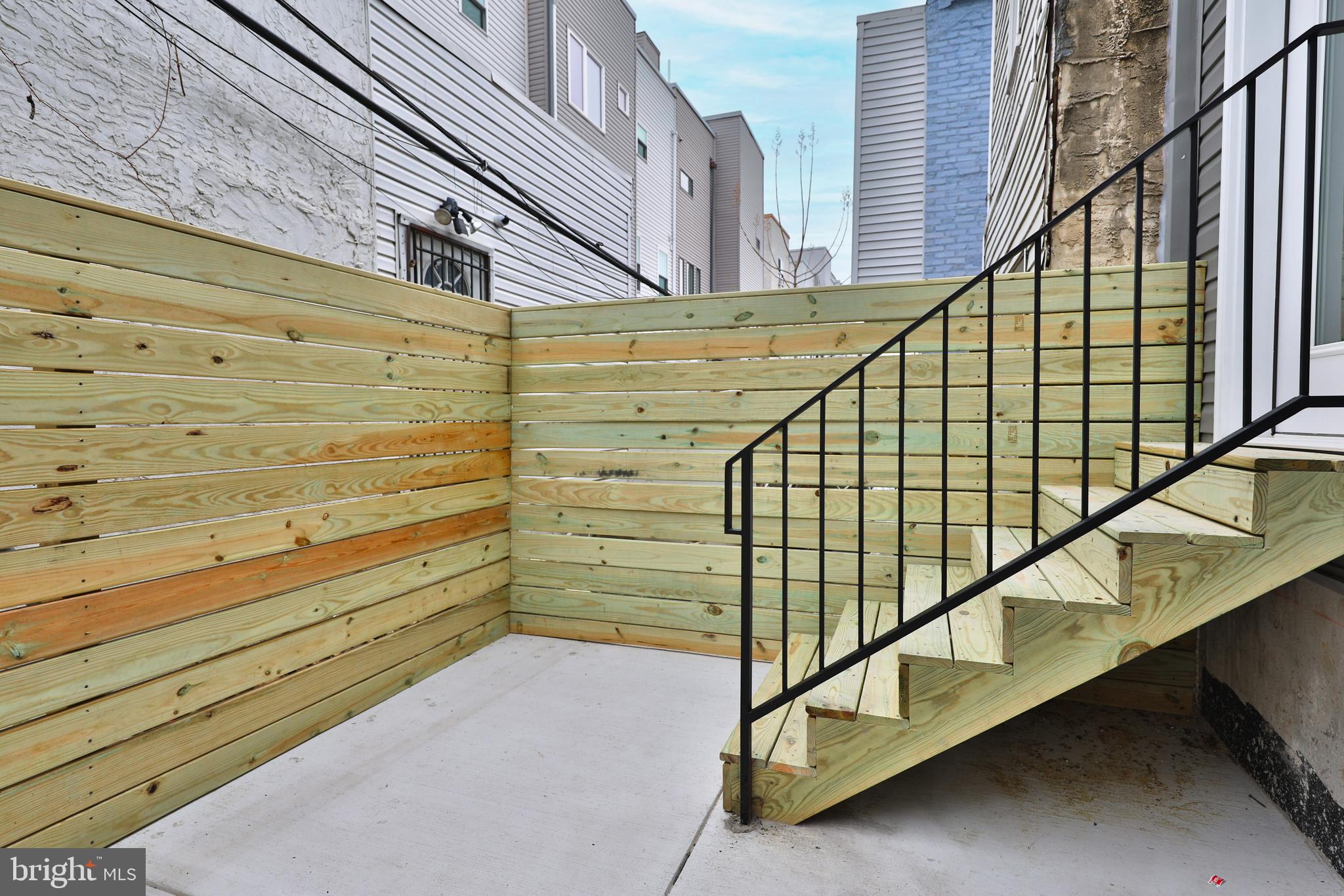 POINT BREEZE - Residential