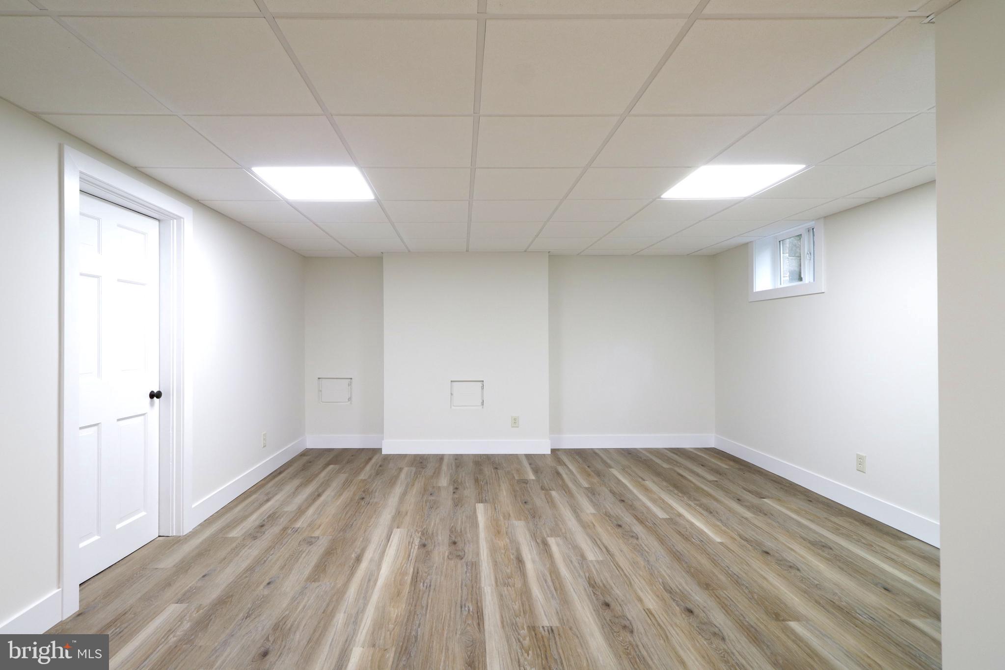 COLLEGE HEIGHTS - Residential