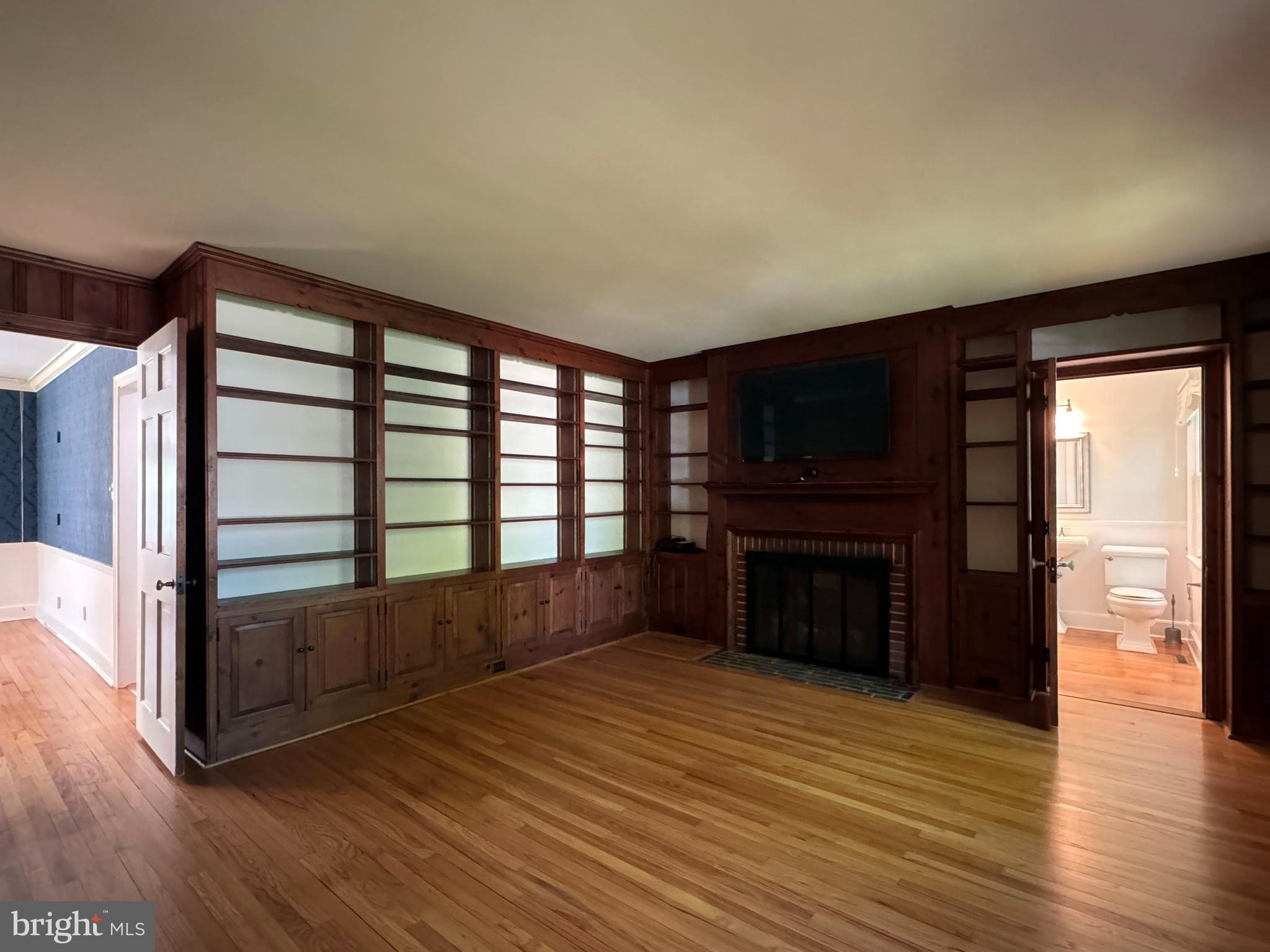 COLLEGE HEIGHTS - Residential