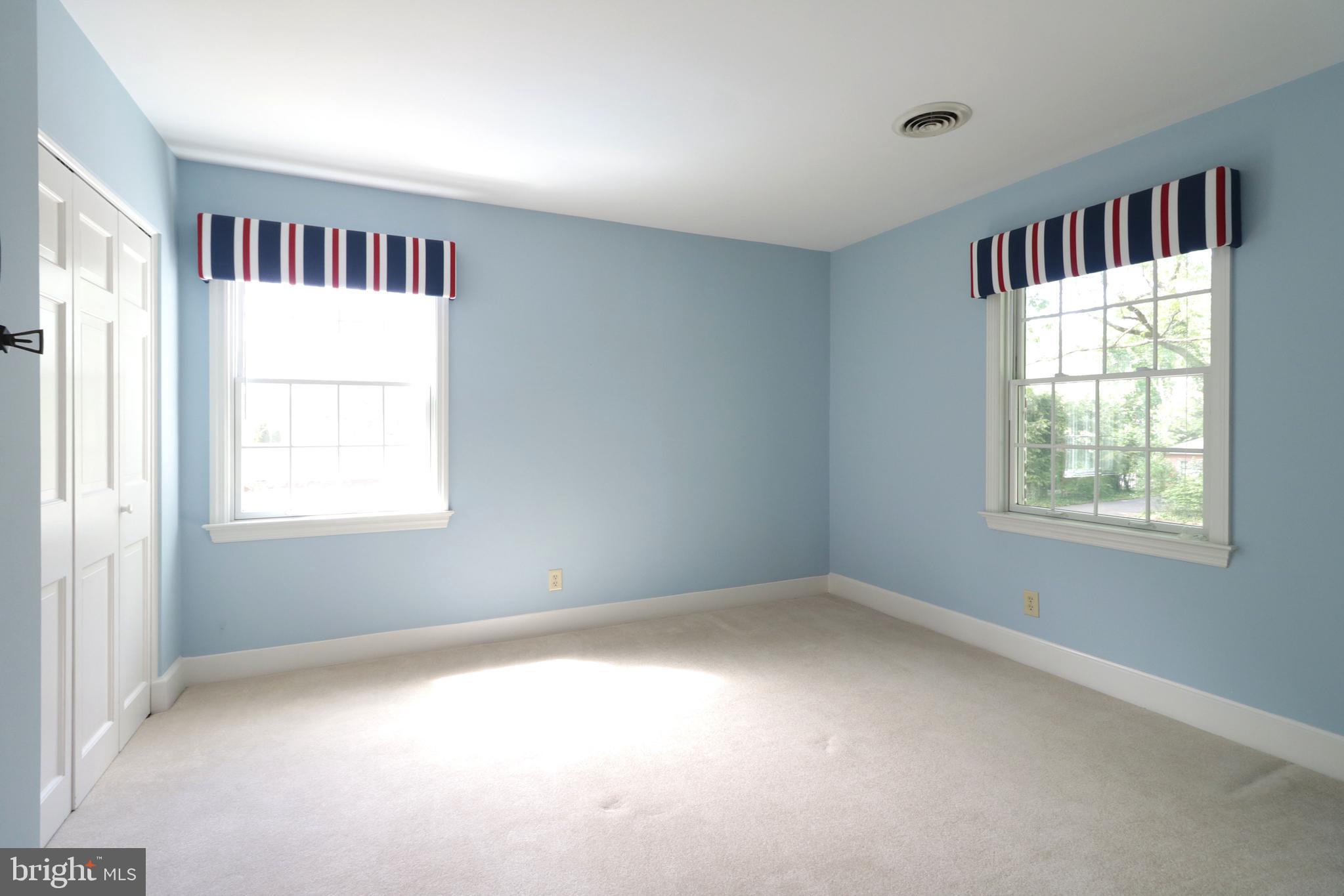 COLLEGE HEIGHTS - Residential