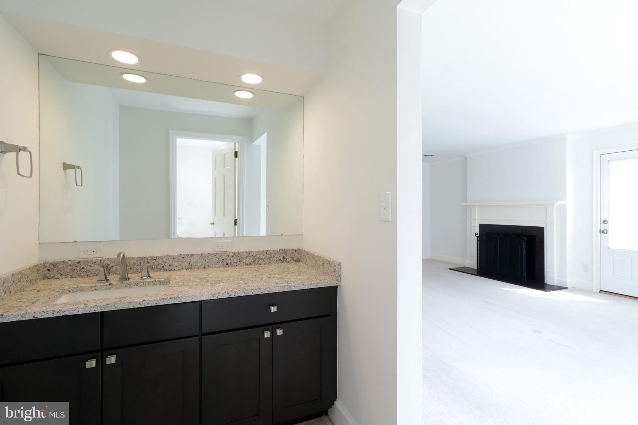 COLLEGE HEIGHTS - Residential