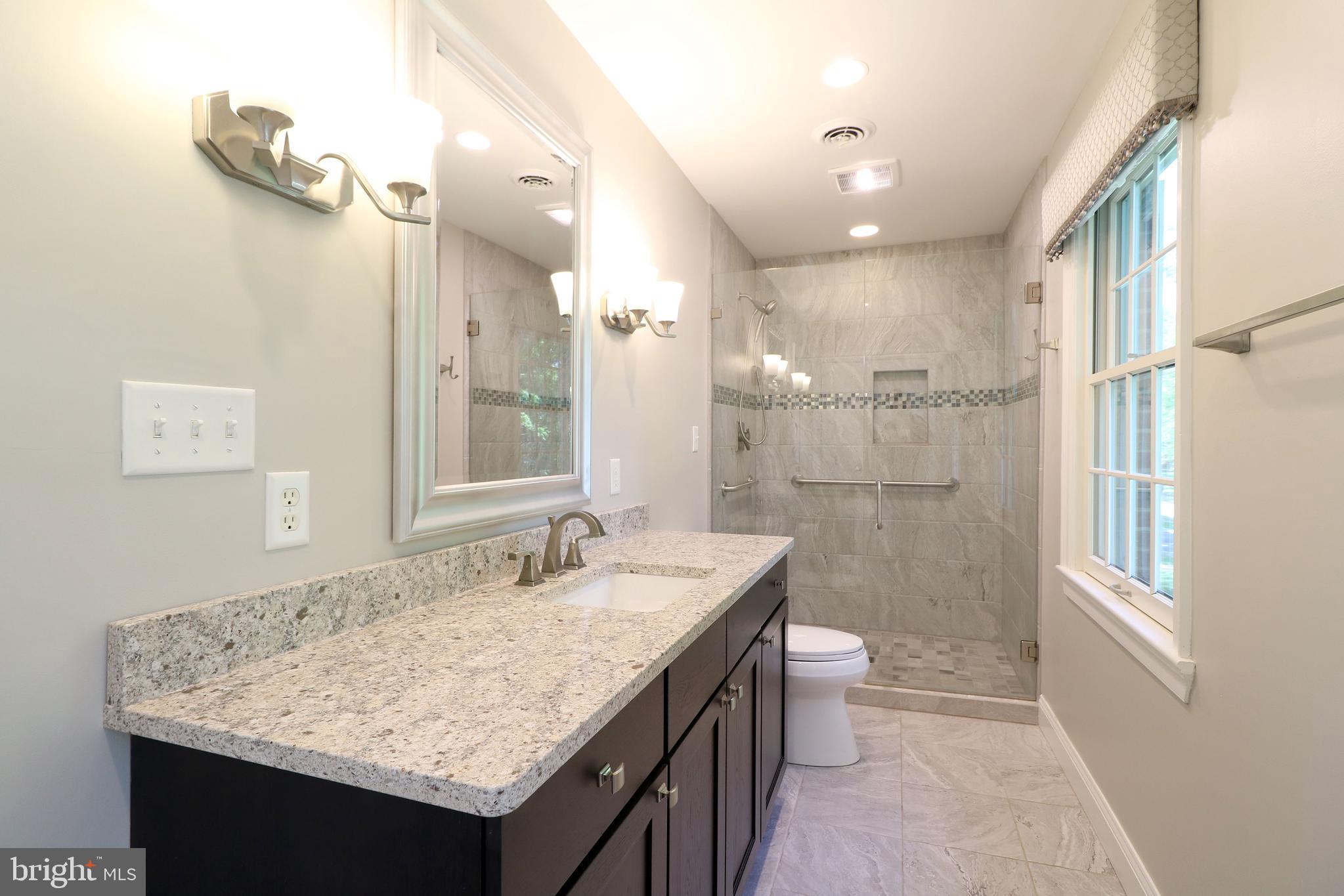 COLLEGE HEIGHTS - Residential