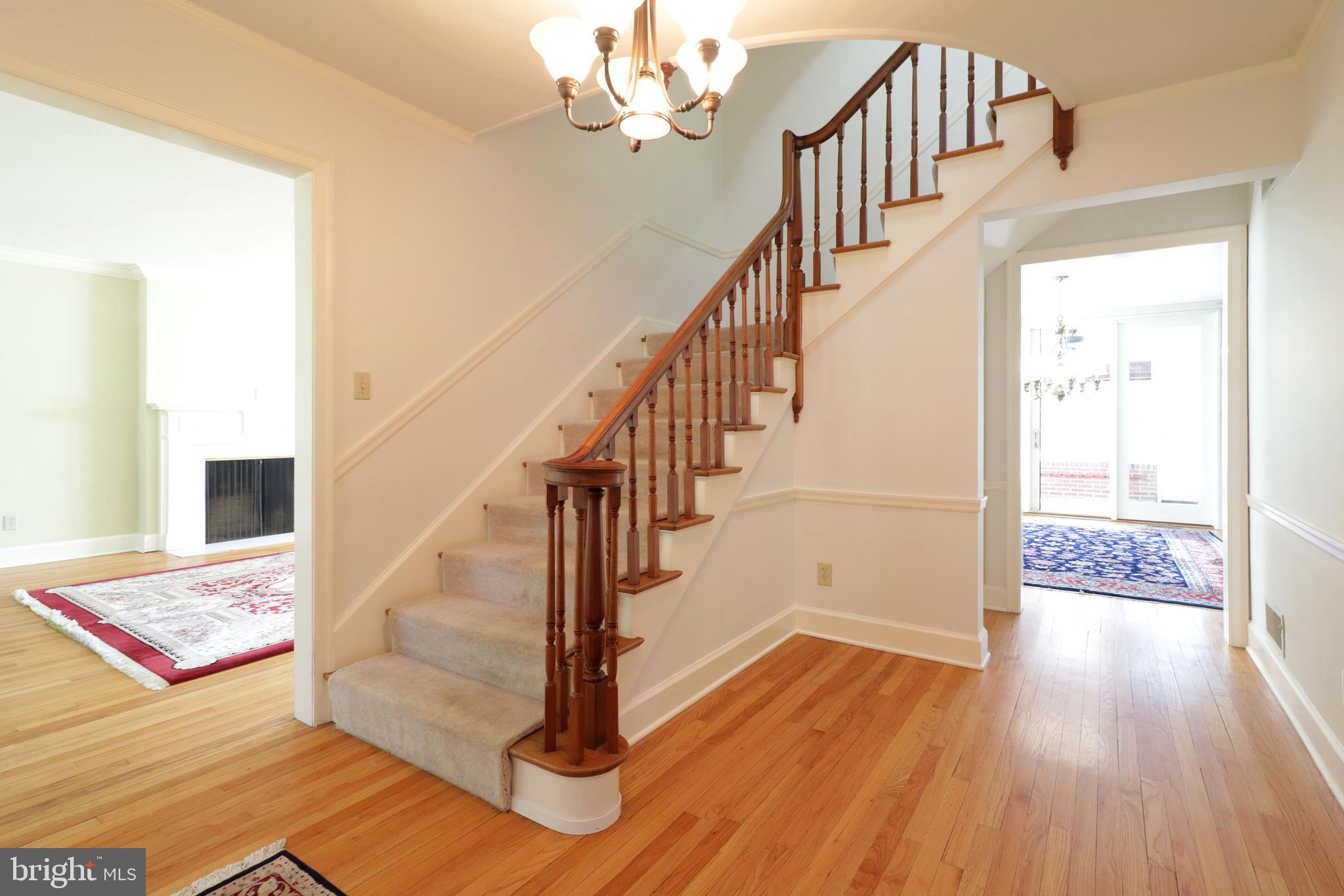 COLLEGE HEIGHTS - Residential