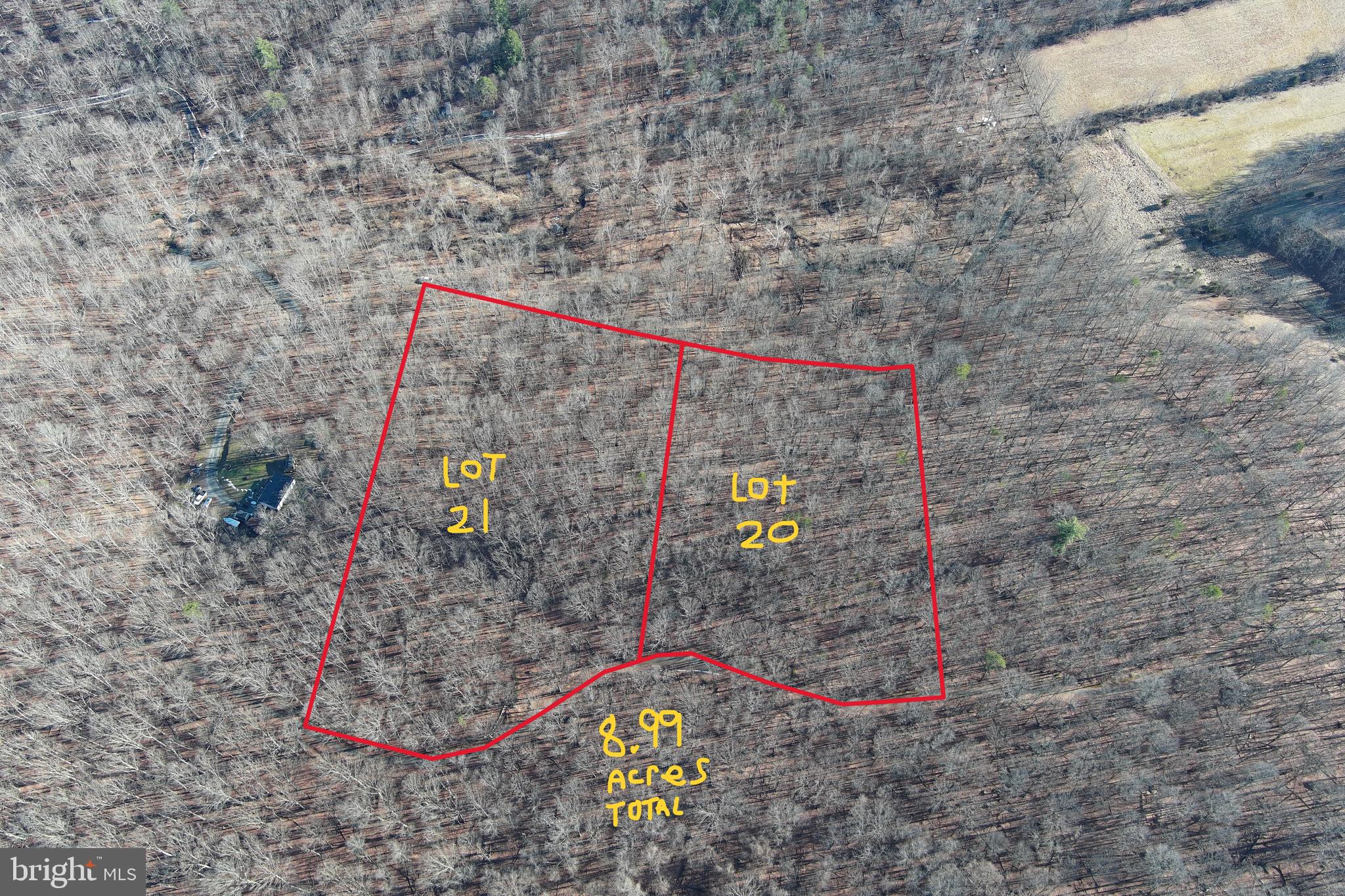 20 & 21 WALNUT BOTTOM HIDEAWAY